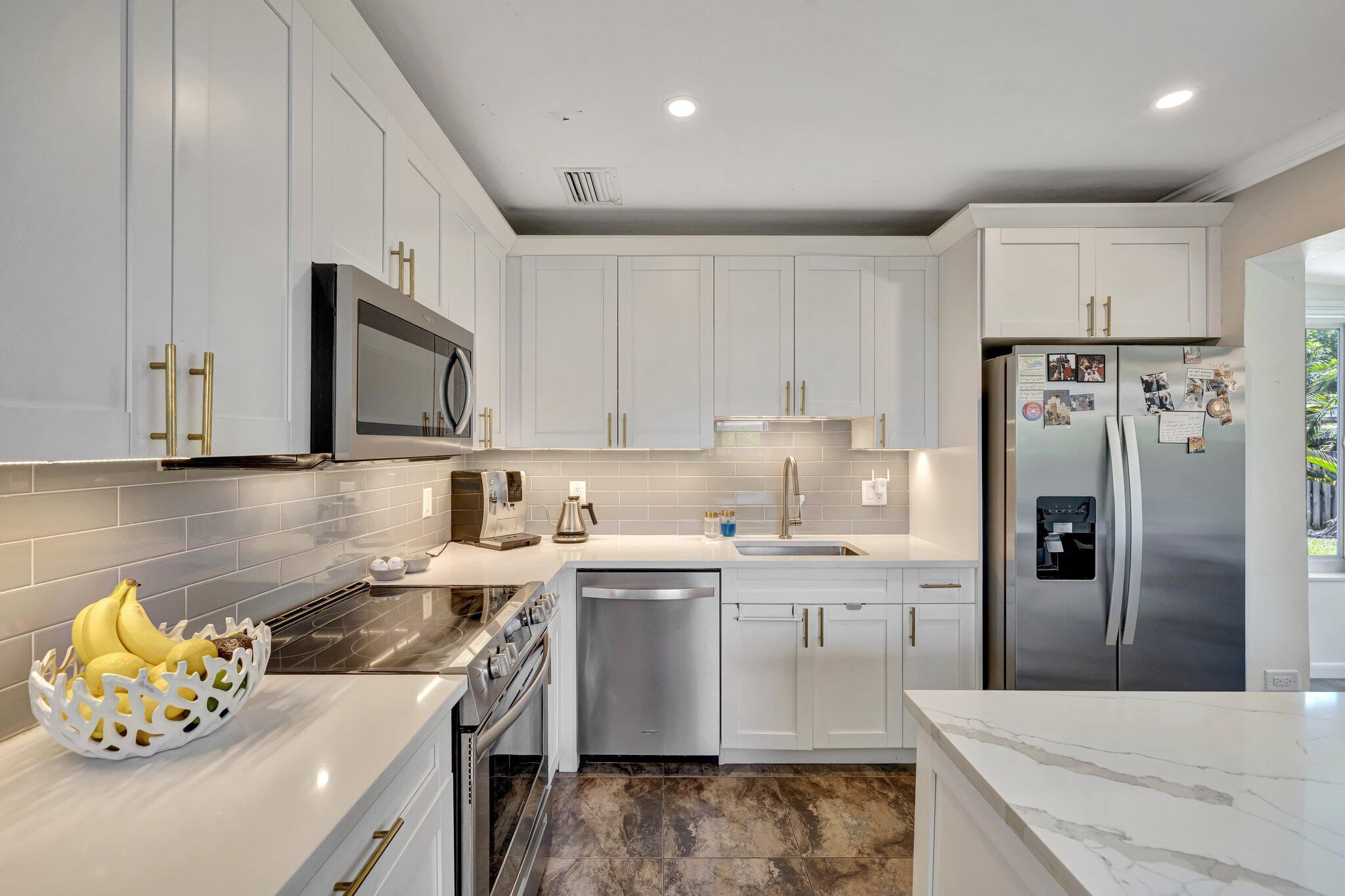 SUN SET MANORS FIRST ADD - Residential