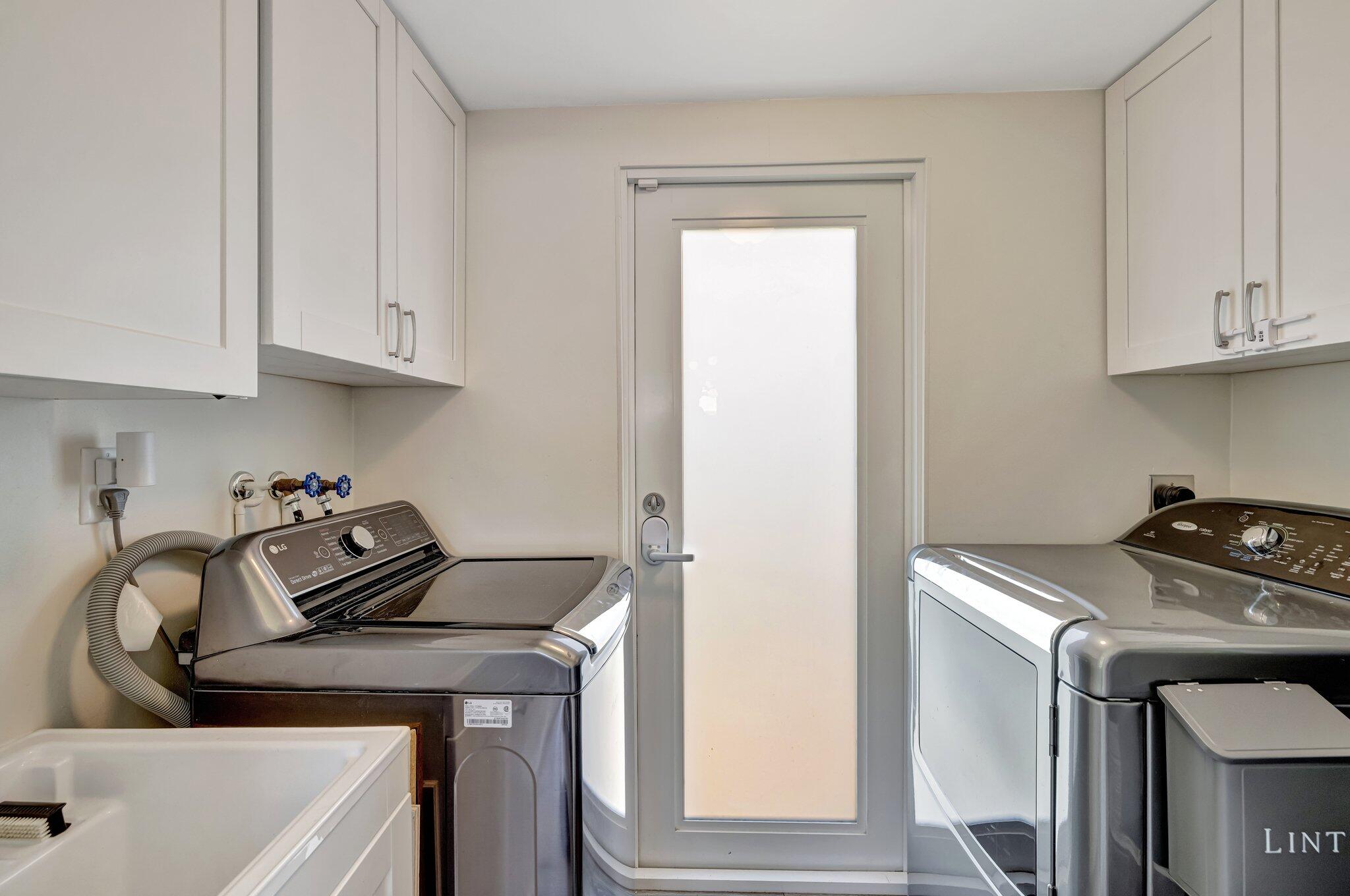 SUN SET MANORS FIRST ADD - Residential