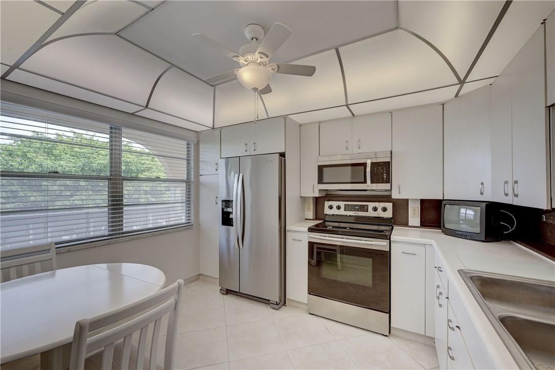 WYNMOOR COUNTRY CLUB - Residential