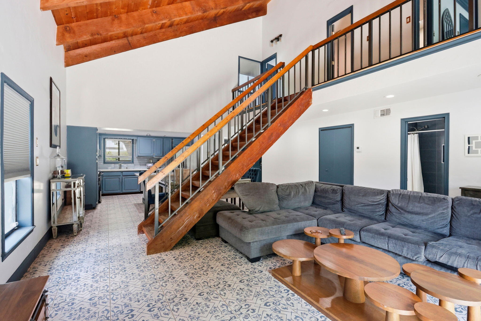 SOUTHRIDGE - Residential