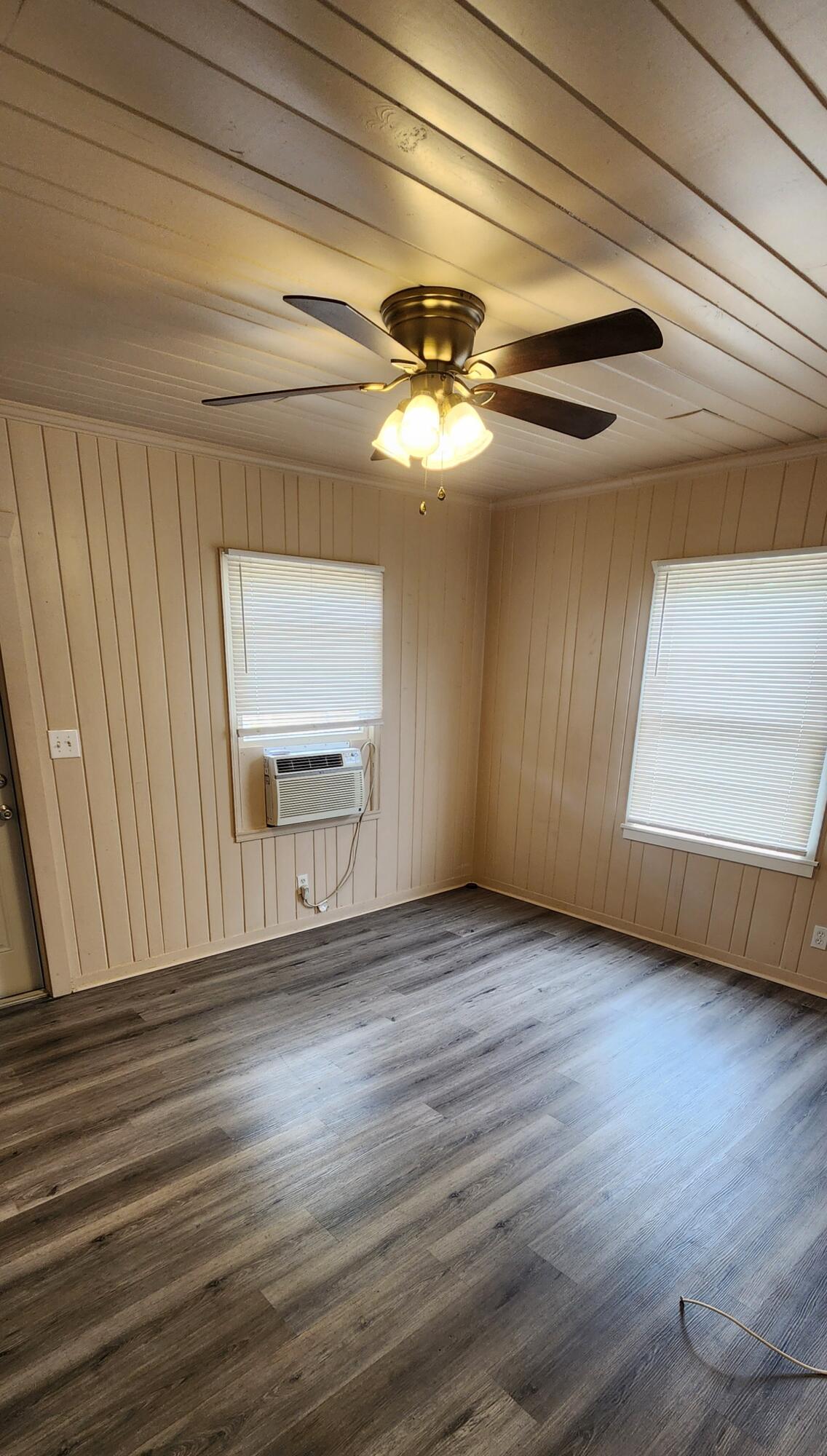 FT LAUDERDALE B-40 - Residential Lease