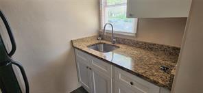 FT LAUDERDALE B-40 - Residential Lease