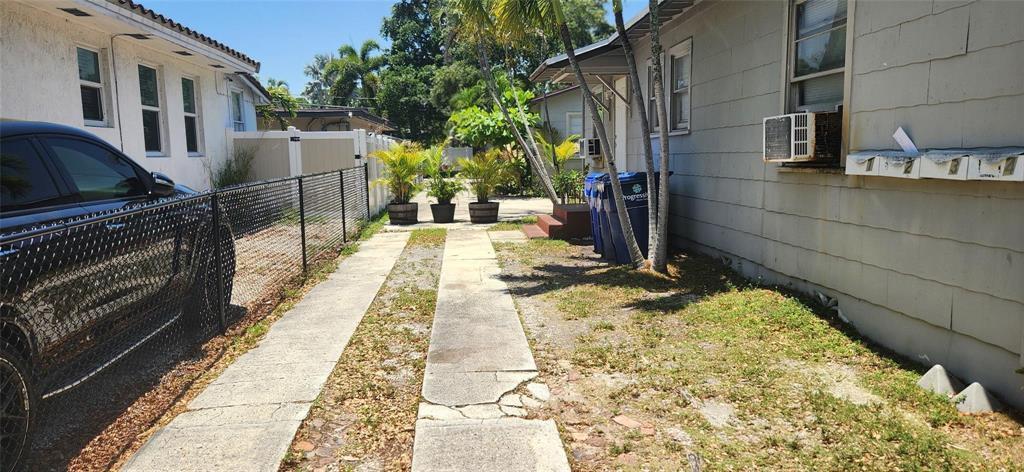 FT LAUDERDALE B-40 - Residential Lease
