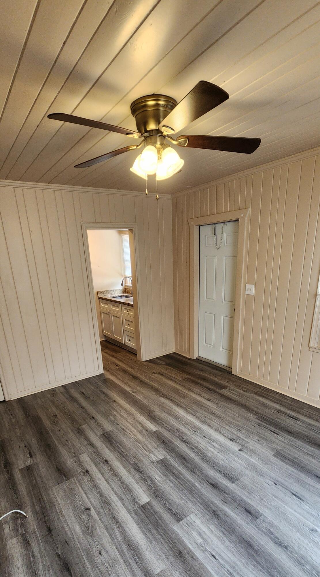 FT LAUDERDALE B-40 - Residential Lease