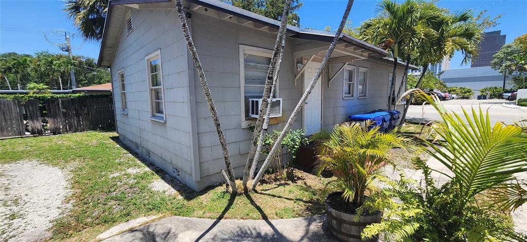 FT LAUDERDALE B-40 - Residential Lease