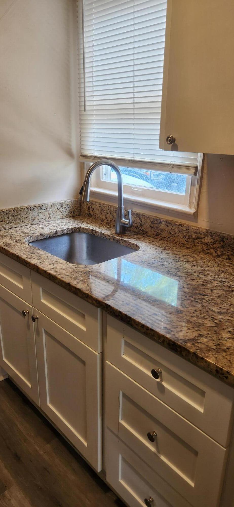 FT LAUDERDALE B-40 - Residential Lease