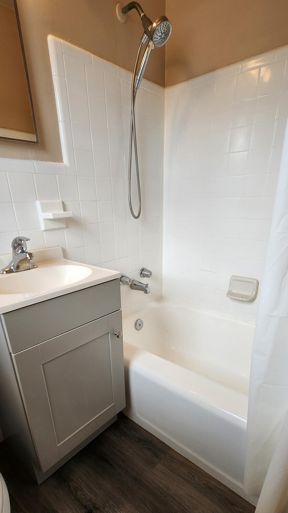 FT LAUDERDALE B-40 - Residential Lease