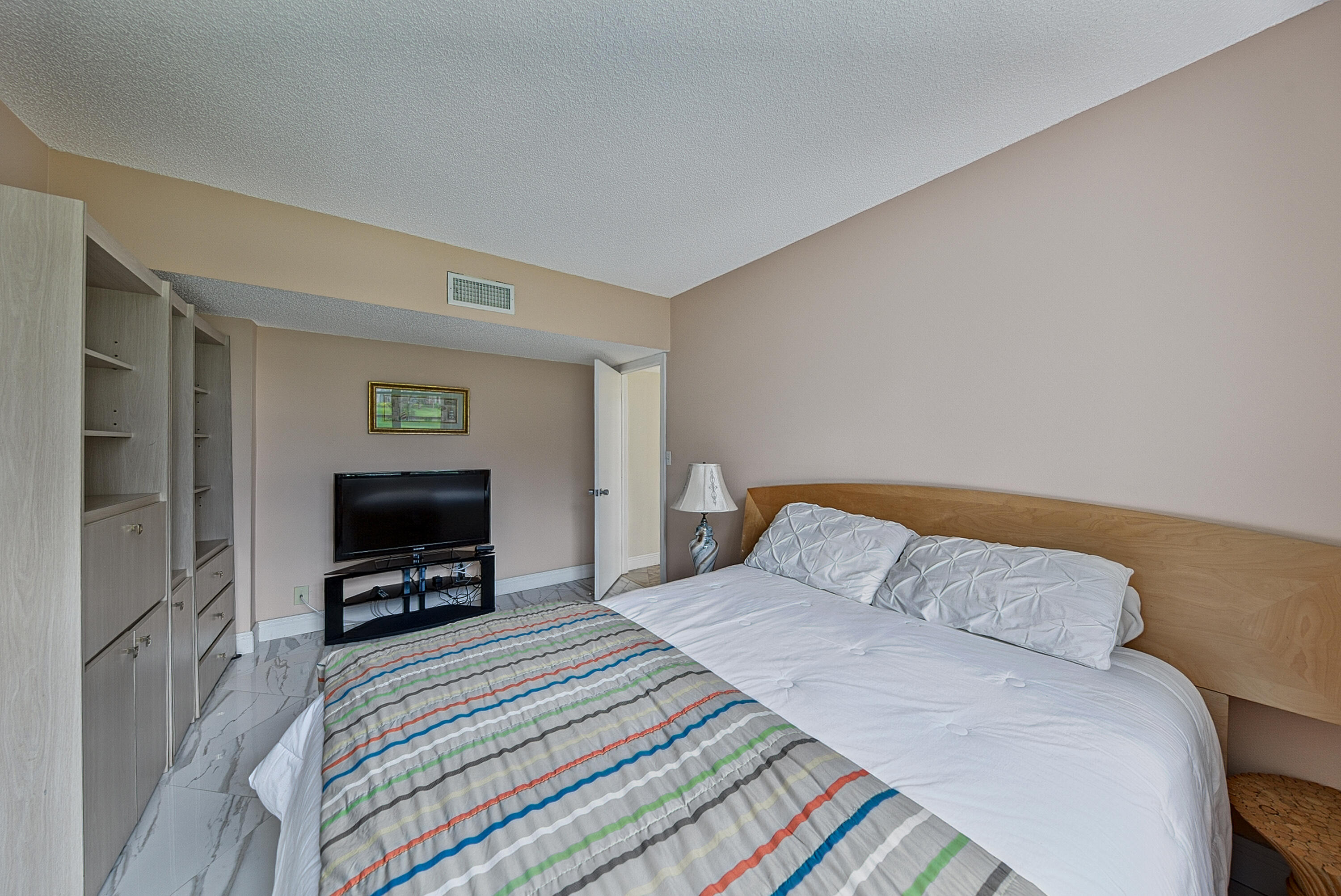 NO 103 PALM-AIRE COUNTRY CLUB - Residential