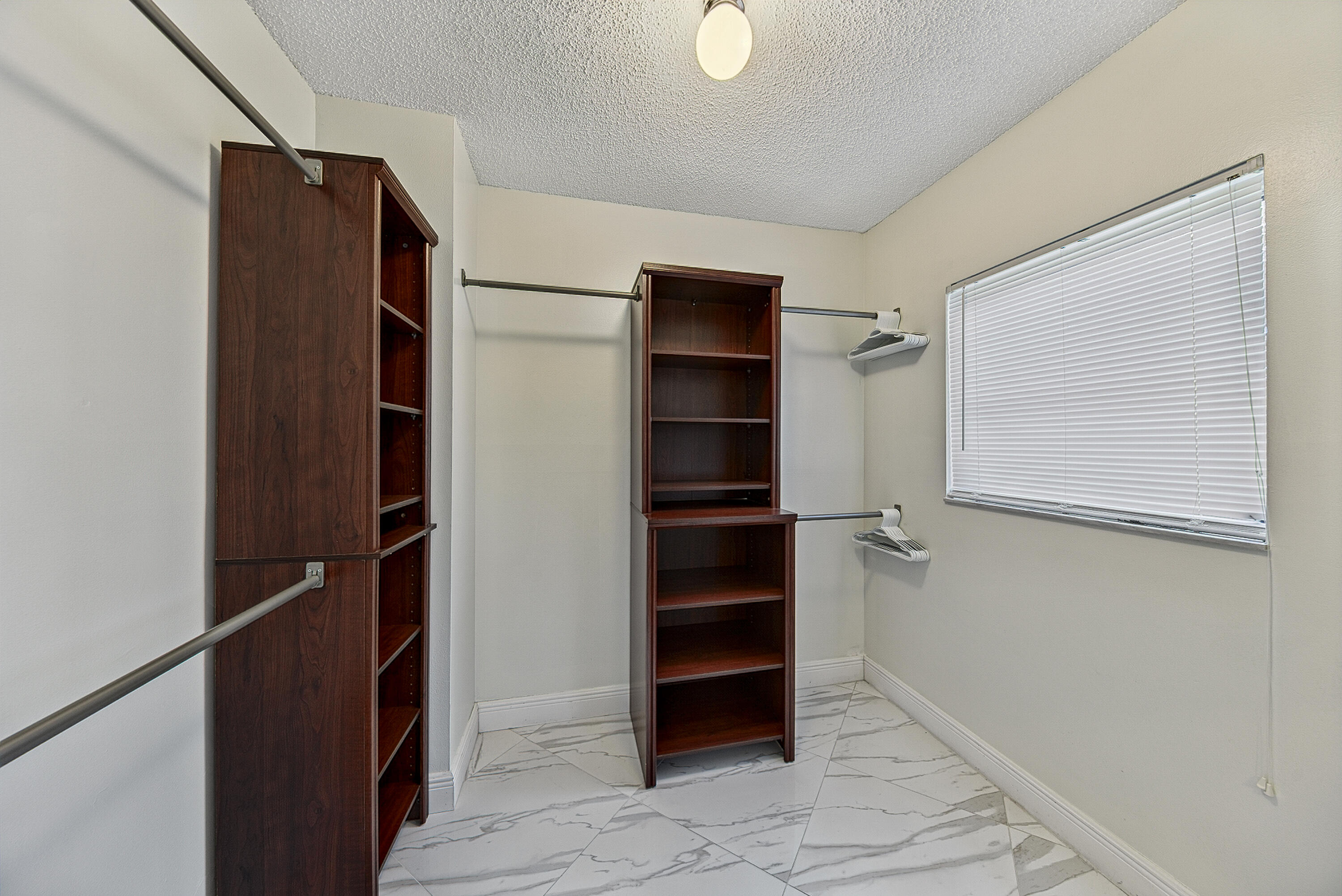 NO 103 PALM-AIRE COUNTRY CLUB - Residential
