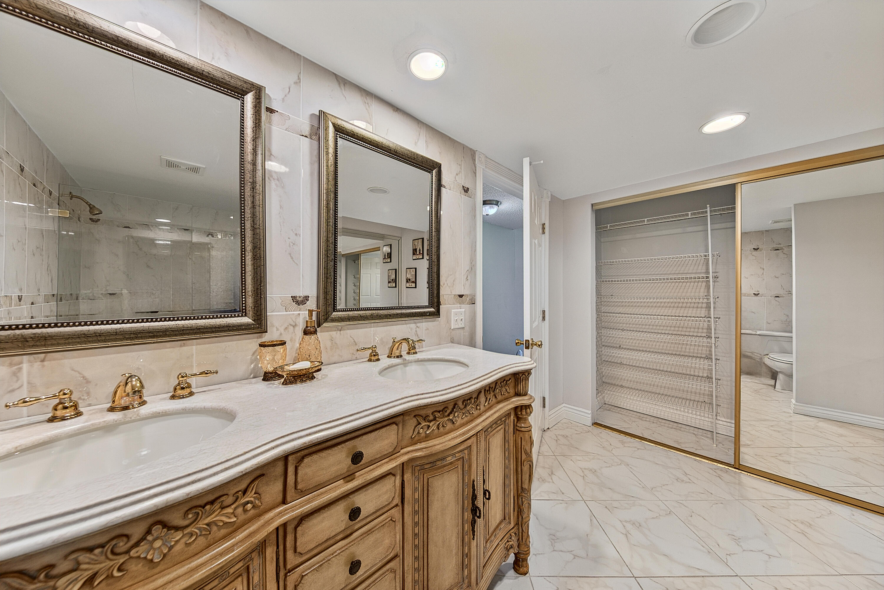 NO 103 PALM-AIRE COUNTRY CLUB - Residential