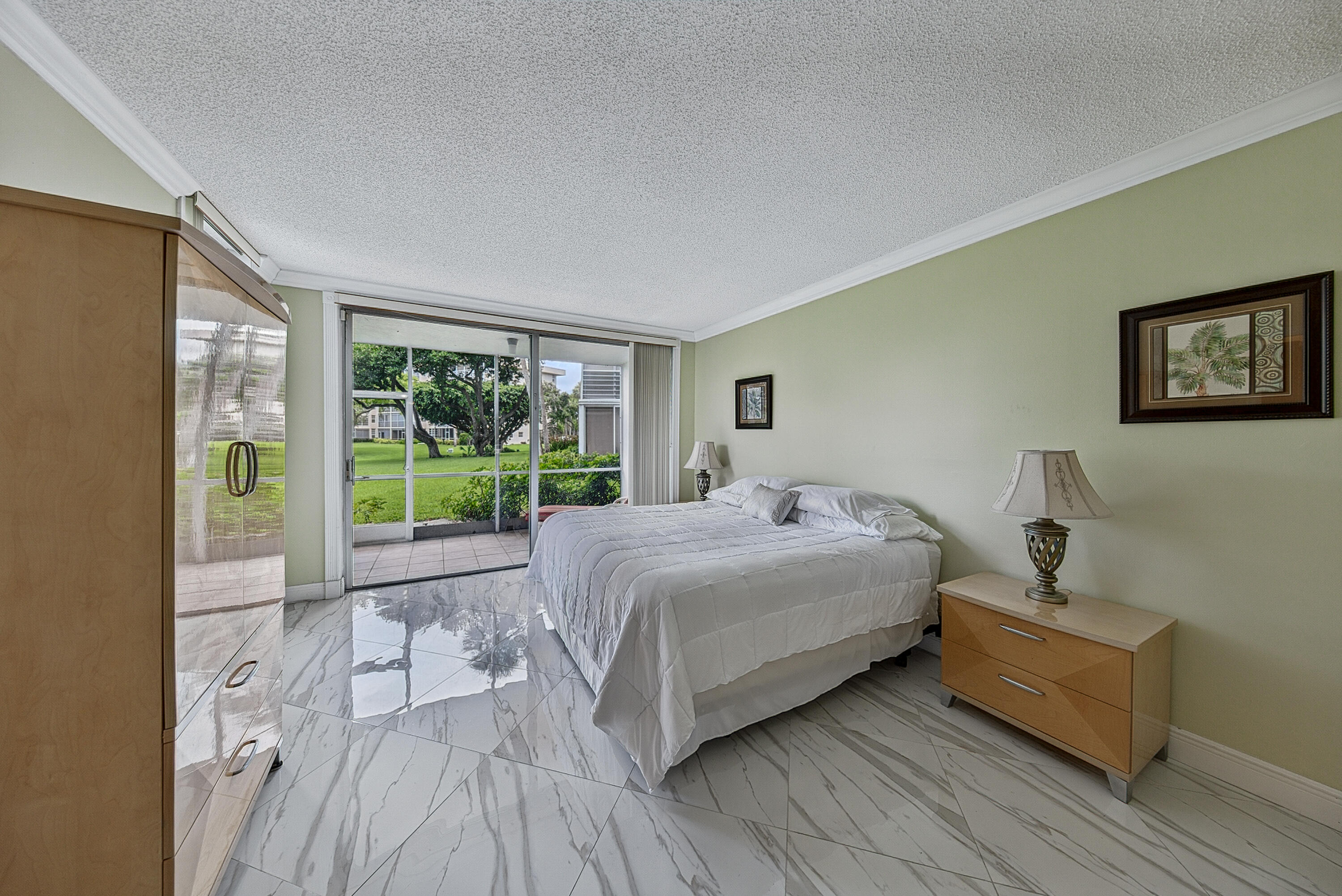 NO 103 PALM-AIRE COUNTRY CLUB - Residential