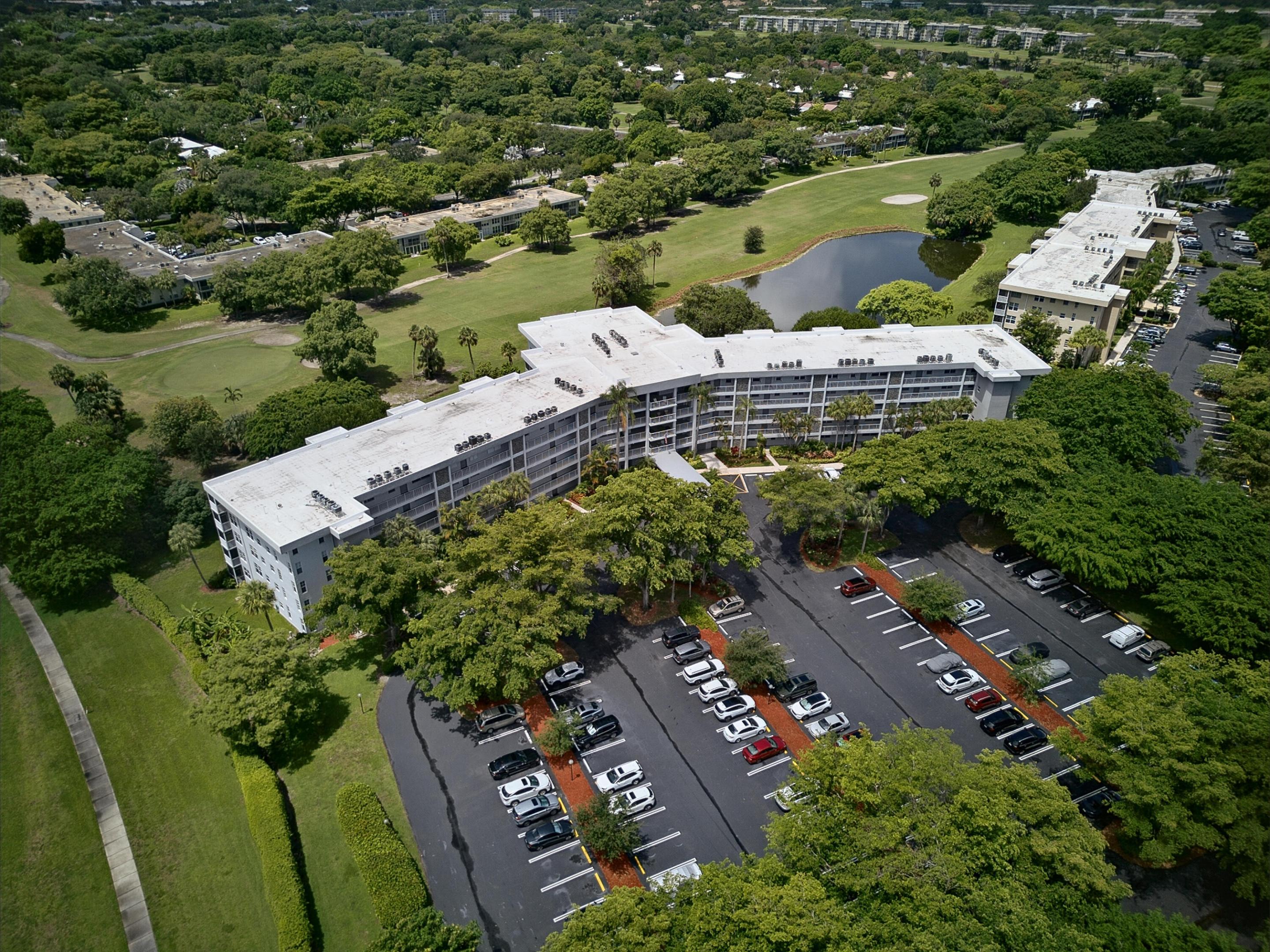 NO 103 PALM-AIRE COUNTRY CLUB - Residential