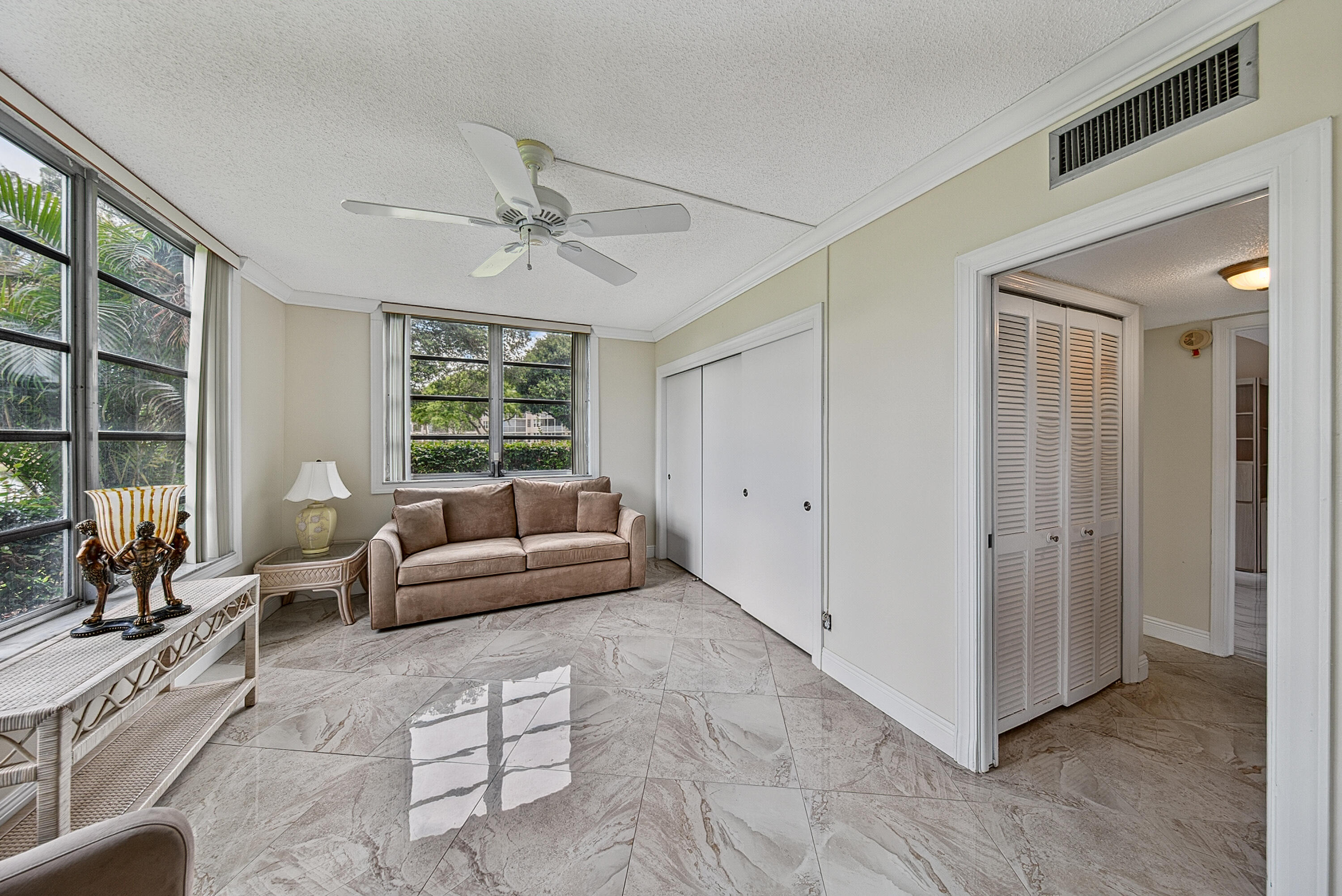 NO 103 PALM-AIRE COUNTRY CLUB - Residential