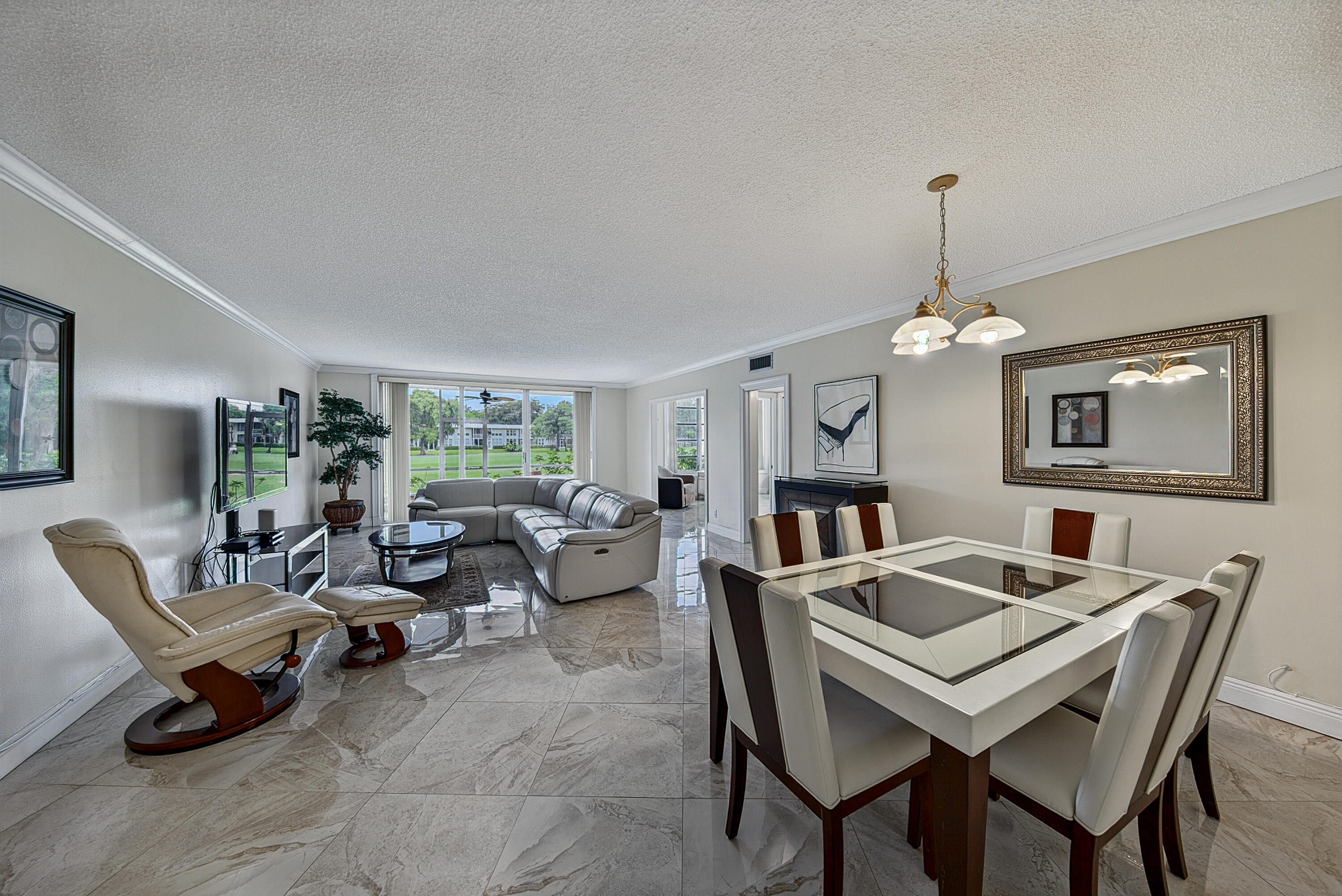 NO 103 PALM-AIRE COUNTRY CLUB - Residential