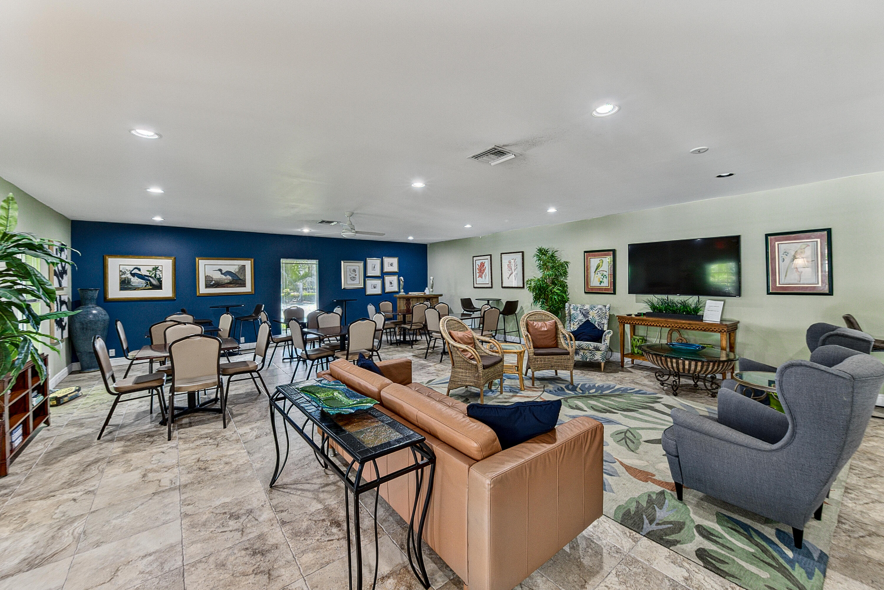 NO 103 PALM-AIRE COUNTRY CLUB - Residential