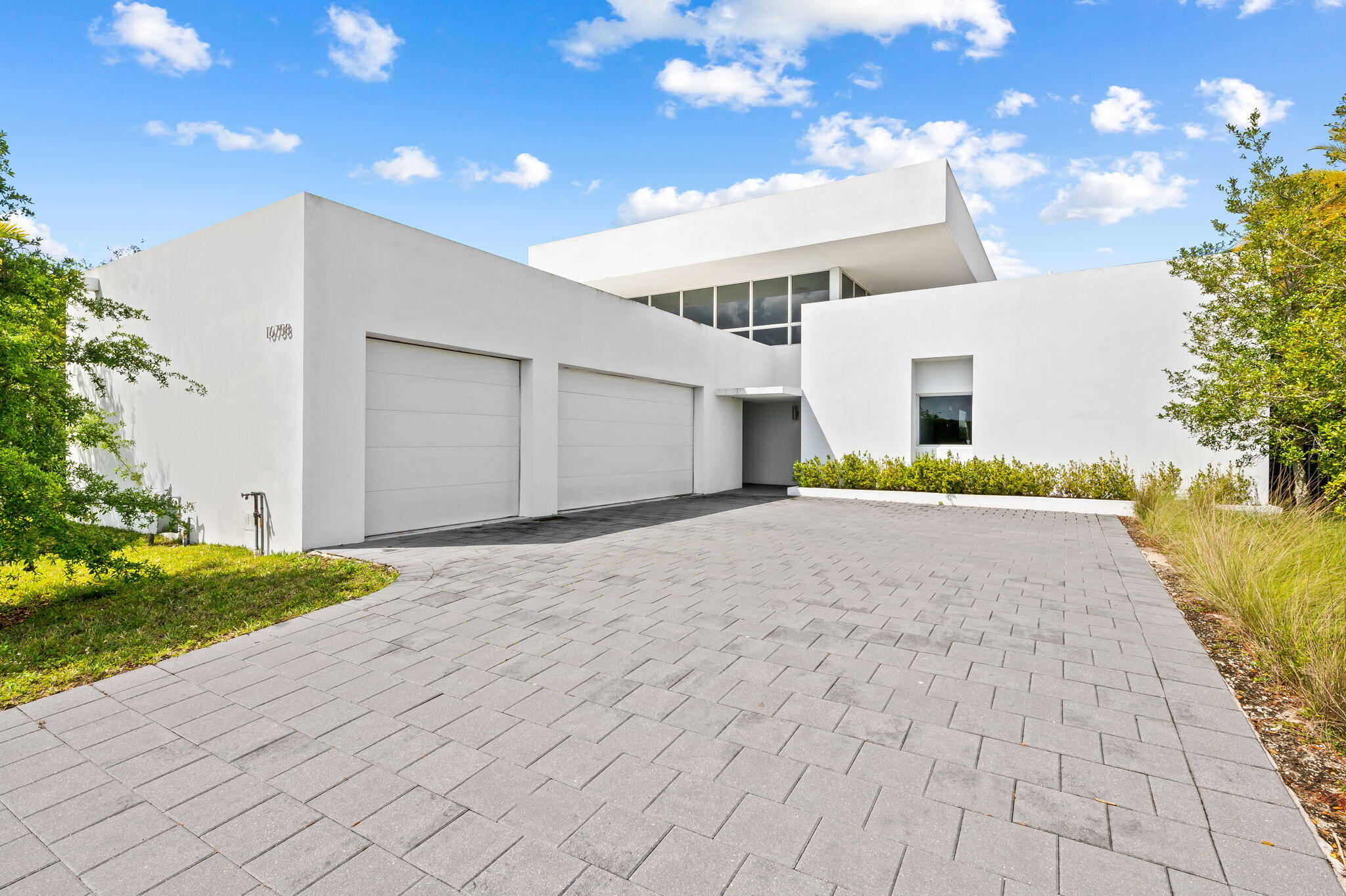 WESTON ESTATES - Residential
