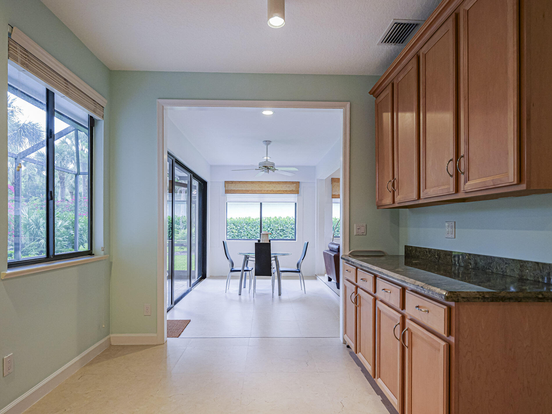 WILLOUGHBY - Residential