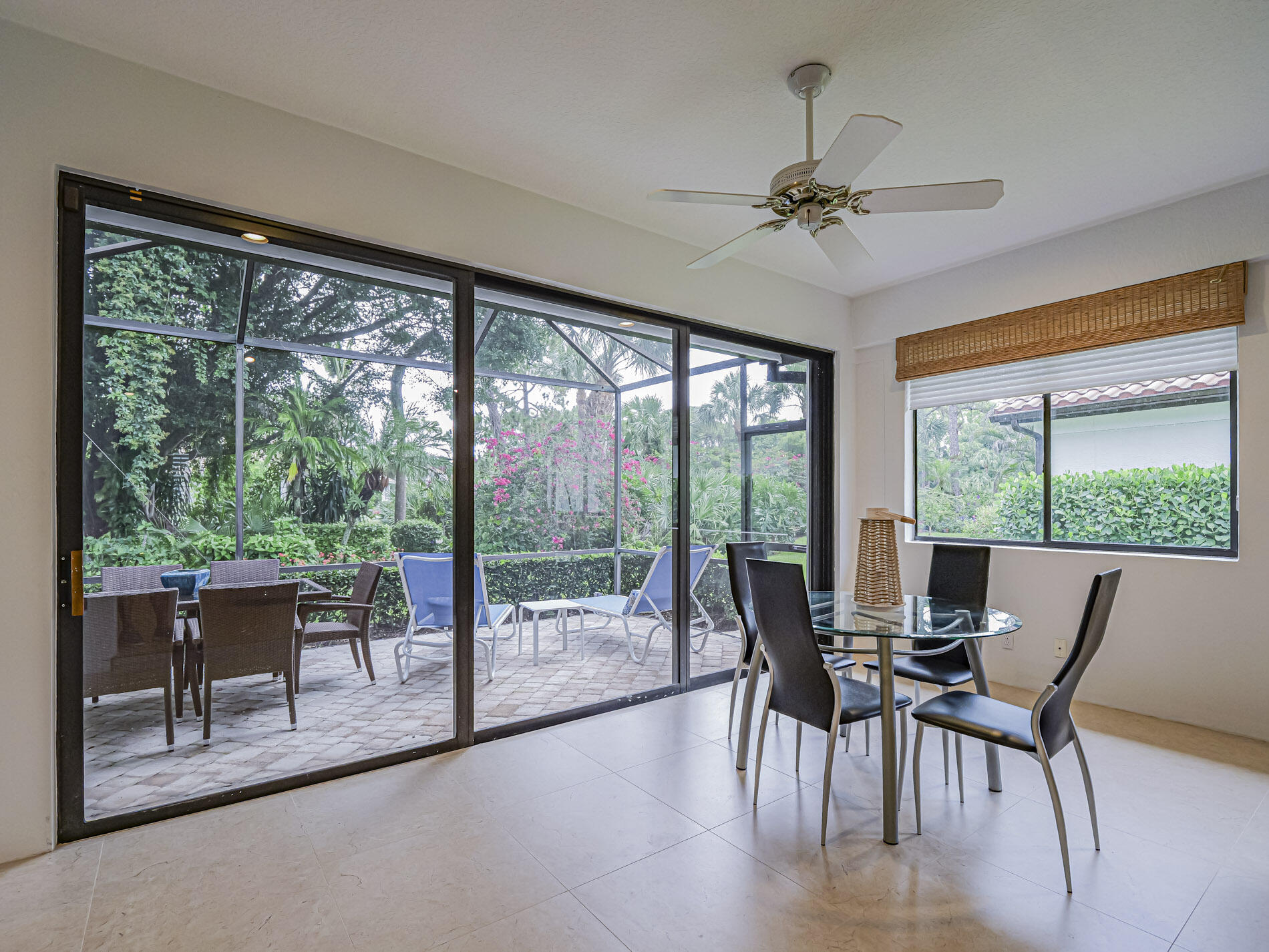 WILLOUGHBY - Residential