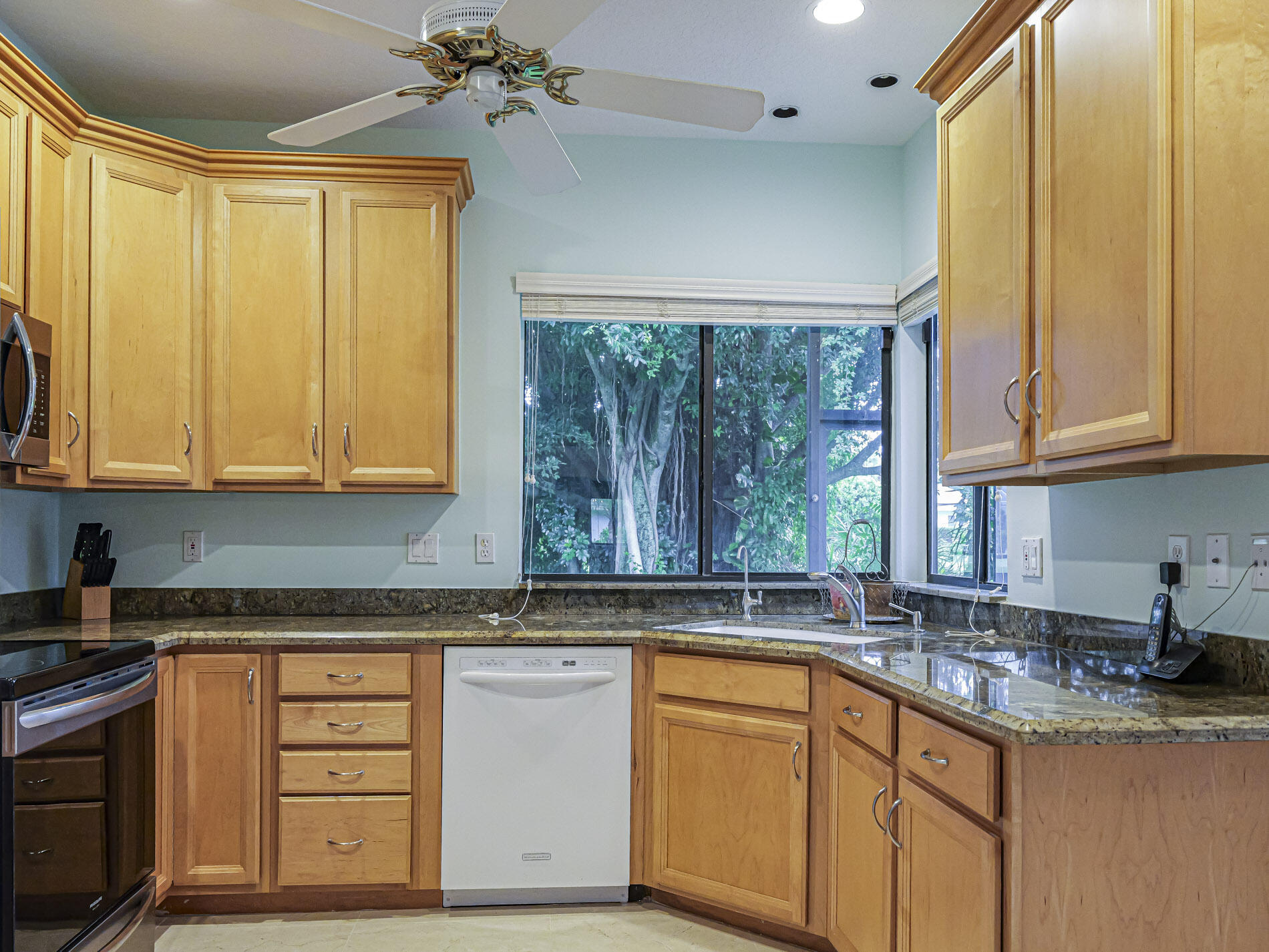 WILLOUGHBY - Residential