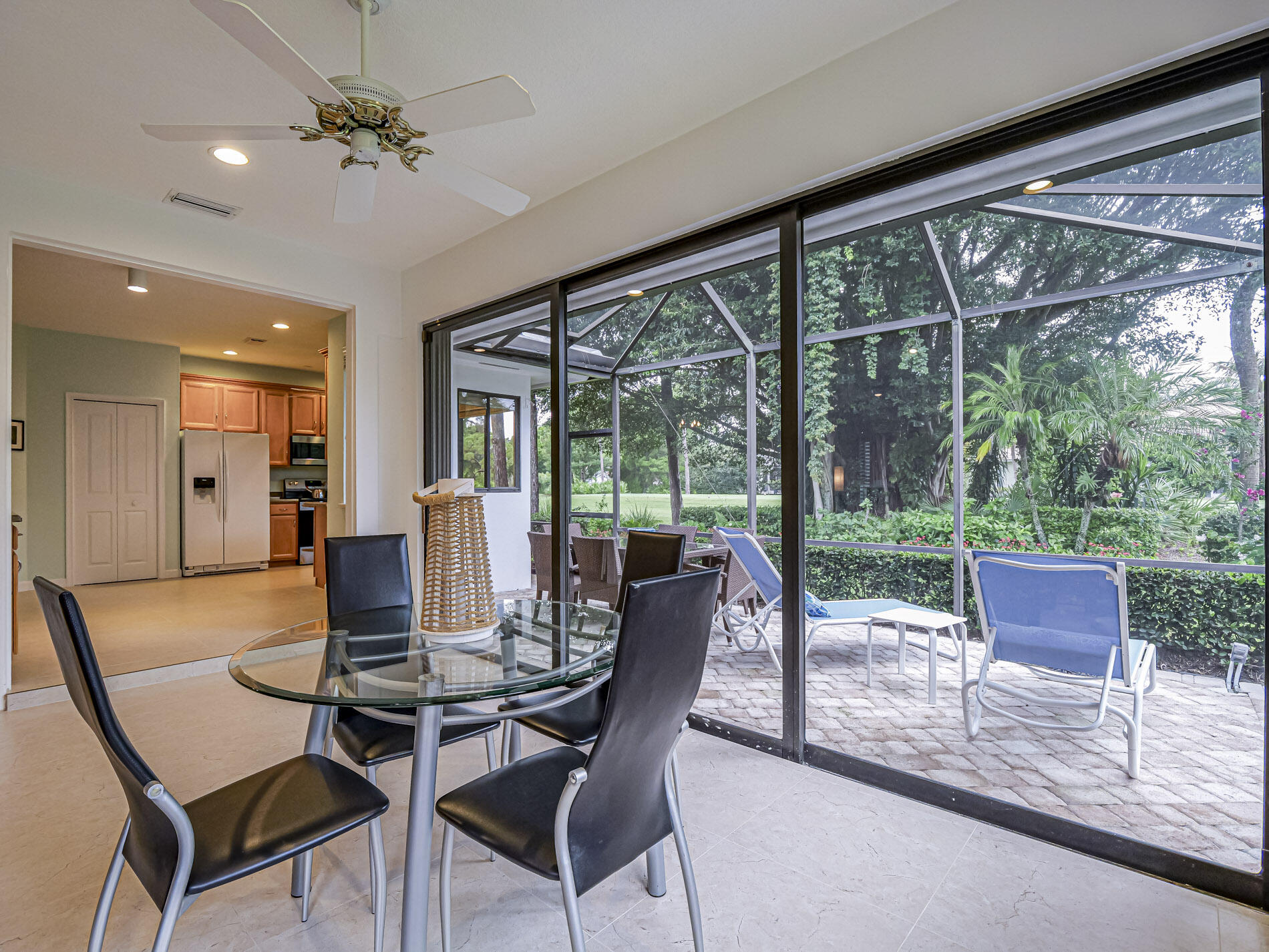 WILLOUGHBY - Residential