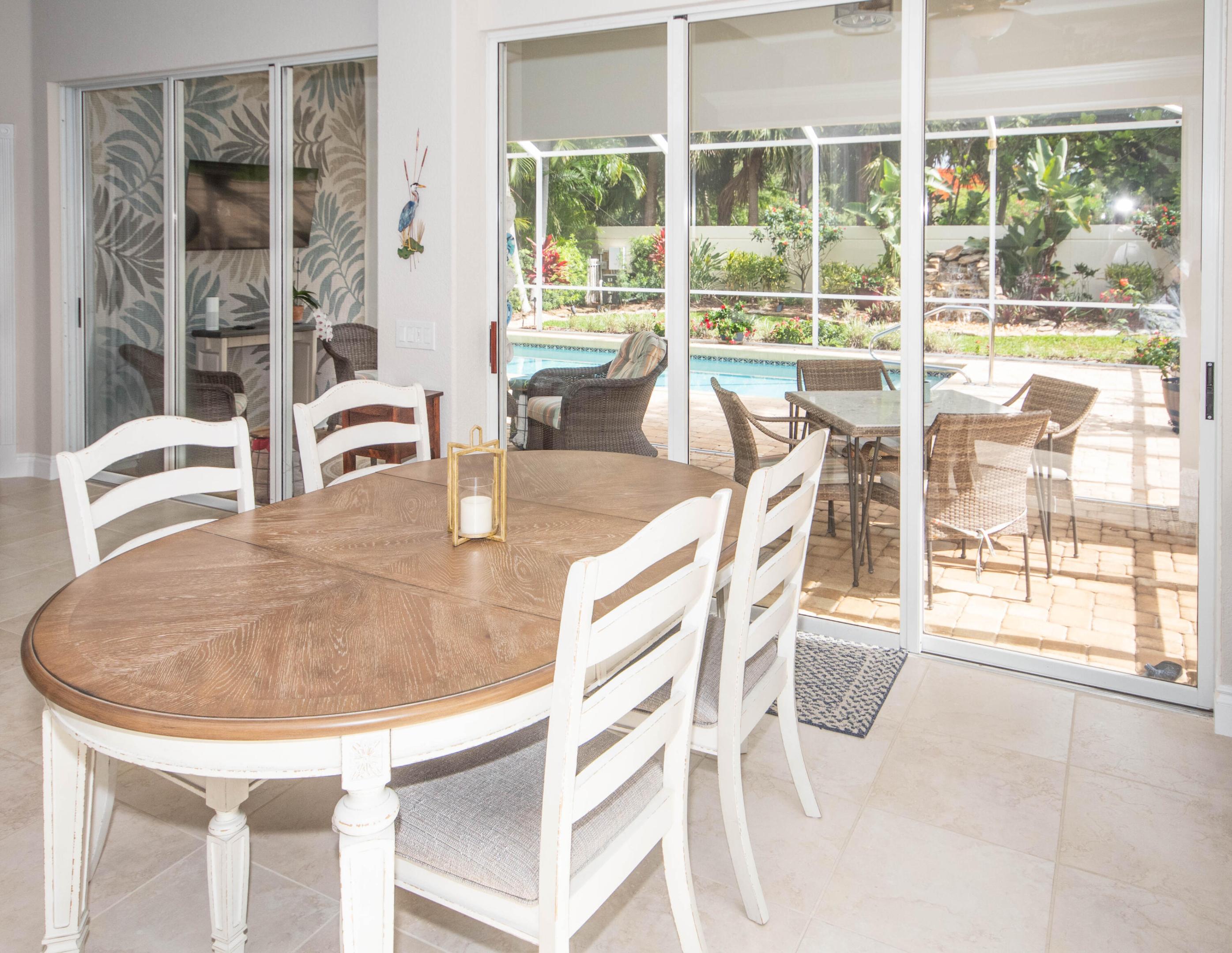 OAKS EAST - Residential
