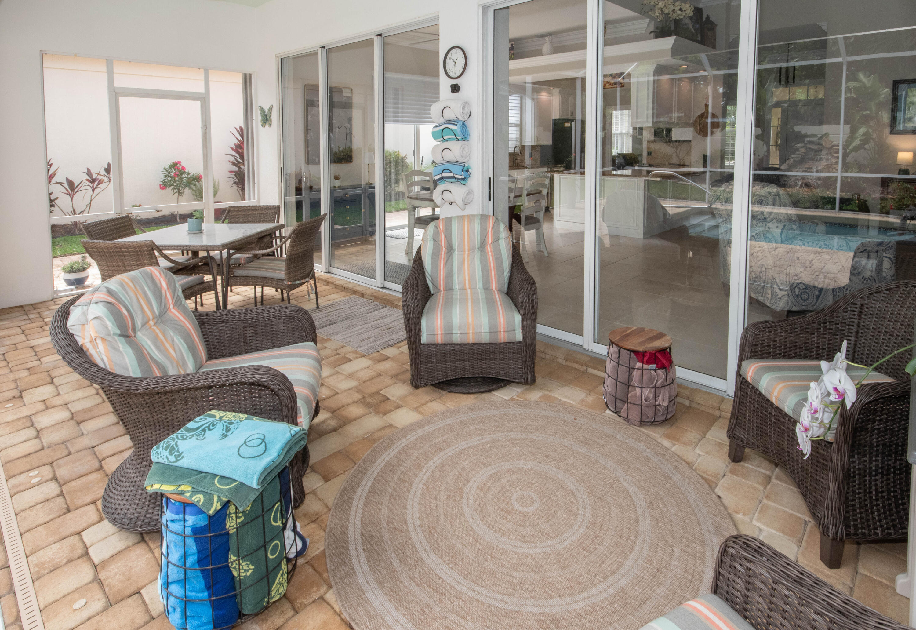 OAKS EAST - Residential