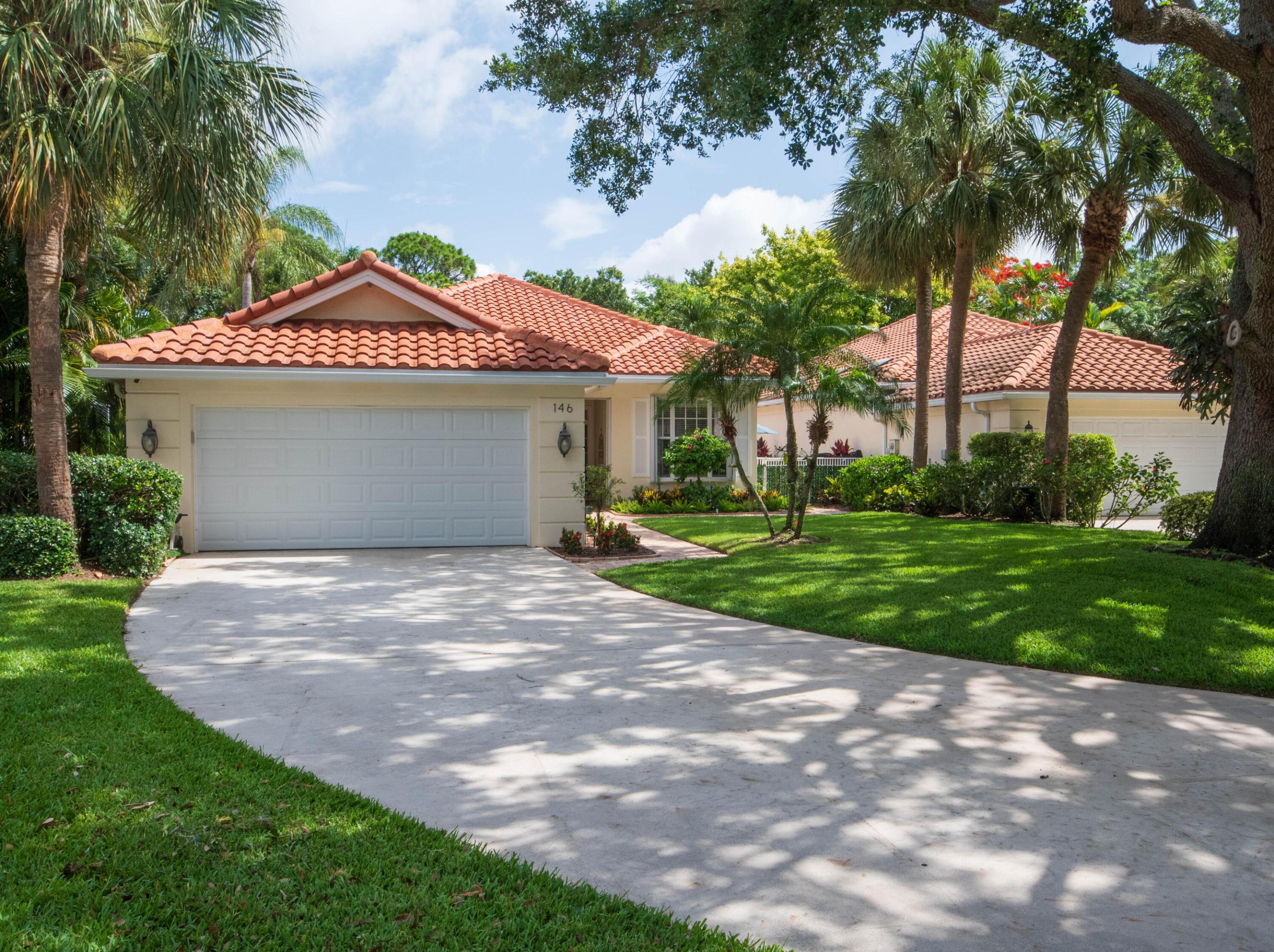 OAKS EAST - Residential