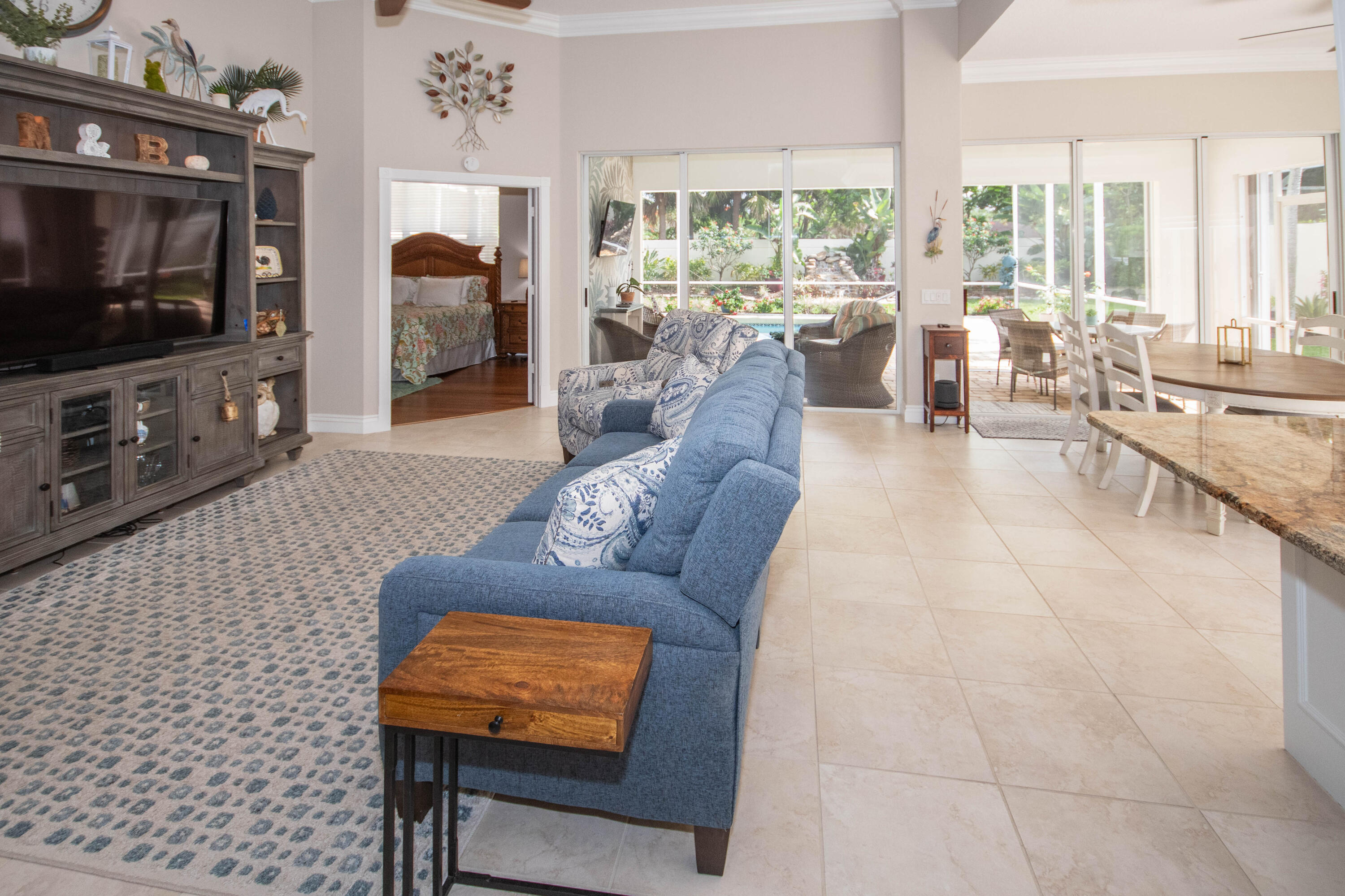 OAKS EAST - Residential