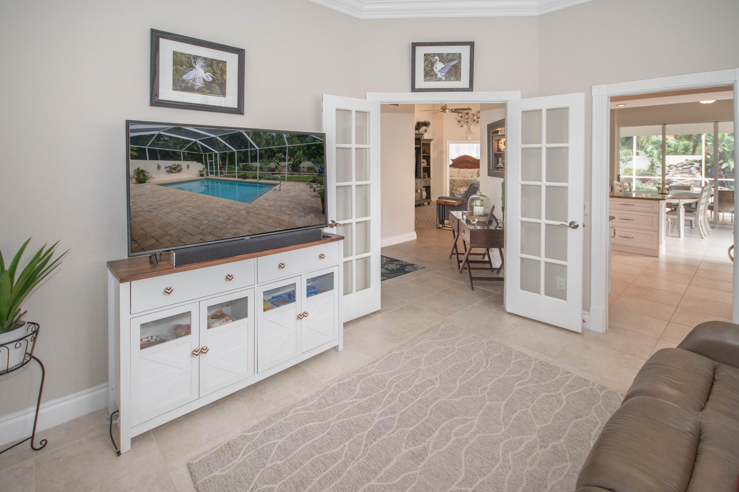 OAKS EAST - Residential