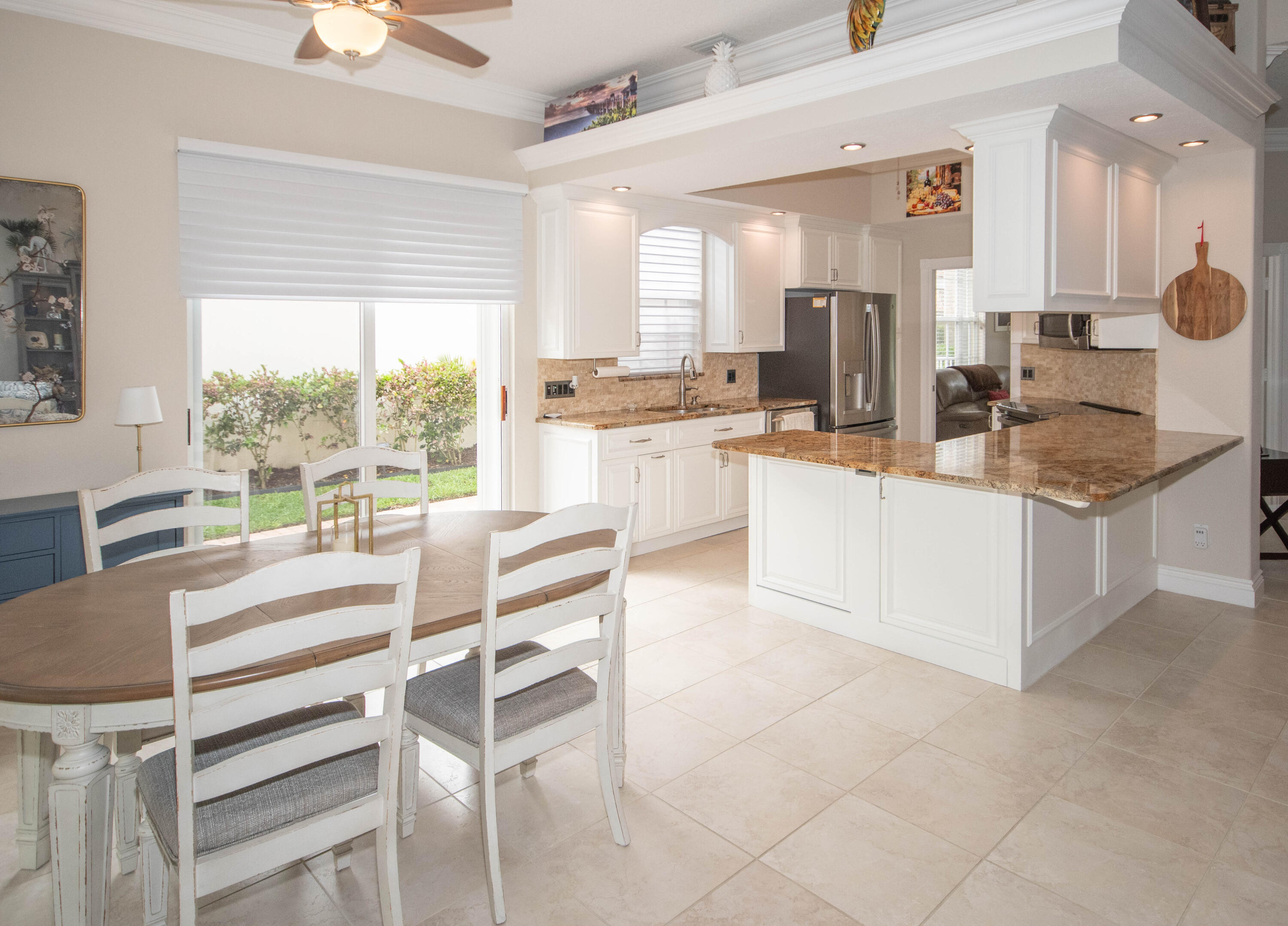 OAKS EAST - Residential