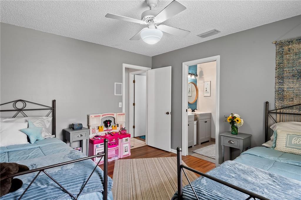 Woodmont Tr 50 109-48 B - Residential