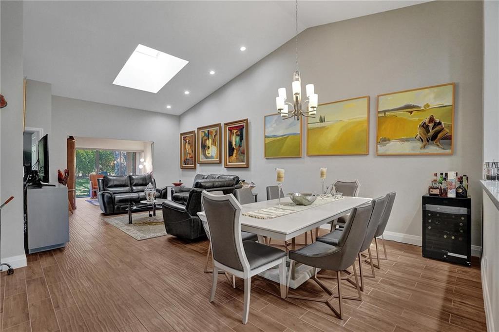 WHISPER WALK - Residential