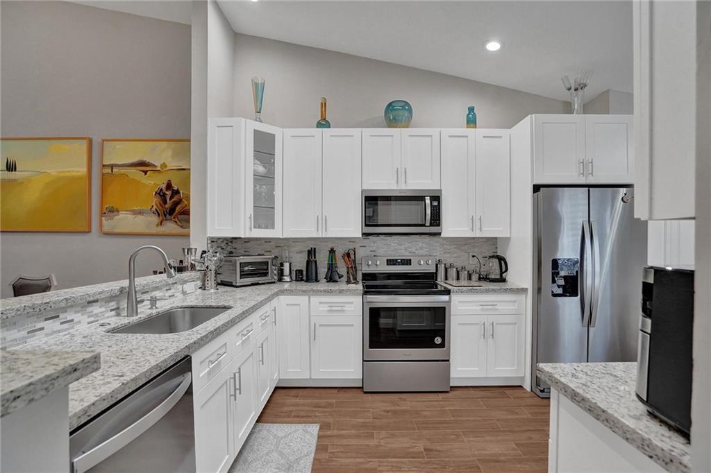 WHISPER WALK - Residential