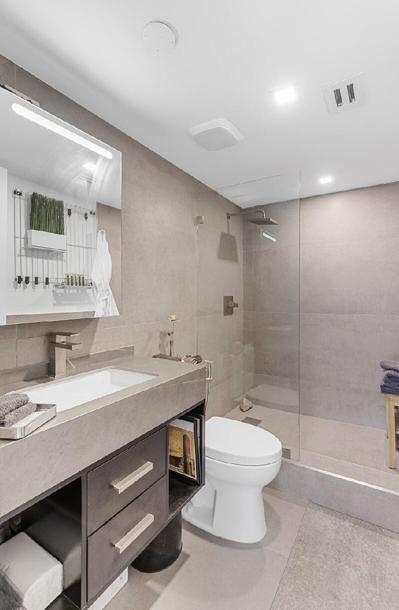 CORONADO AT HIGHLAND BEACH CONDO - Residential