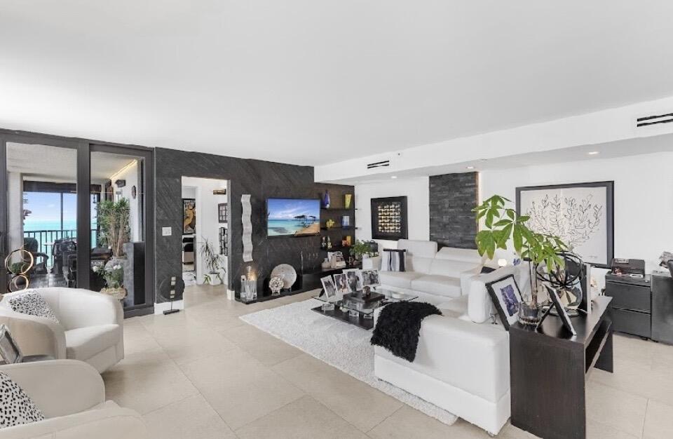CORONADO AT HIGHLAND BEACH CONDO - Residential
