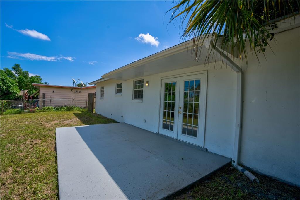 Palm Beach Cabana Colony - Residential
