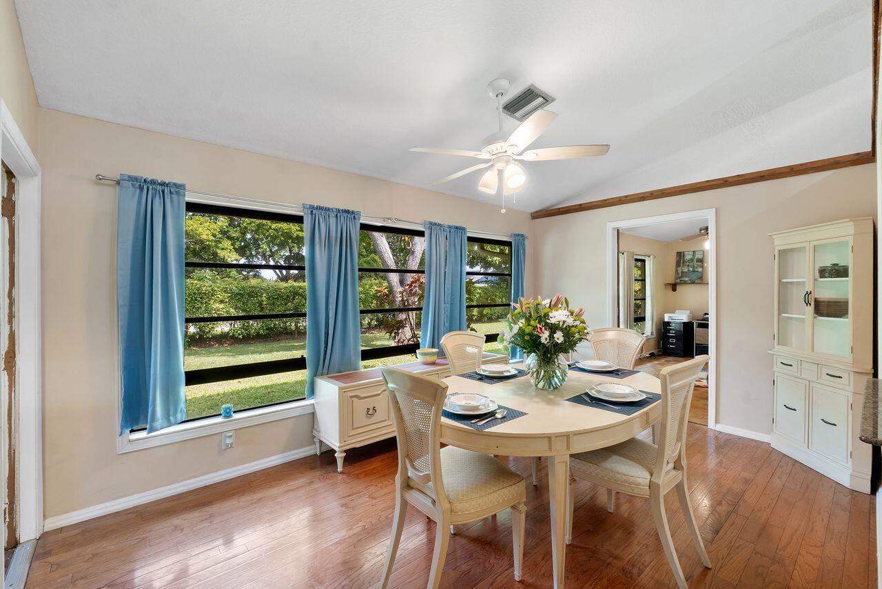 COCO WOOD LAKES SEC 3 - Residential