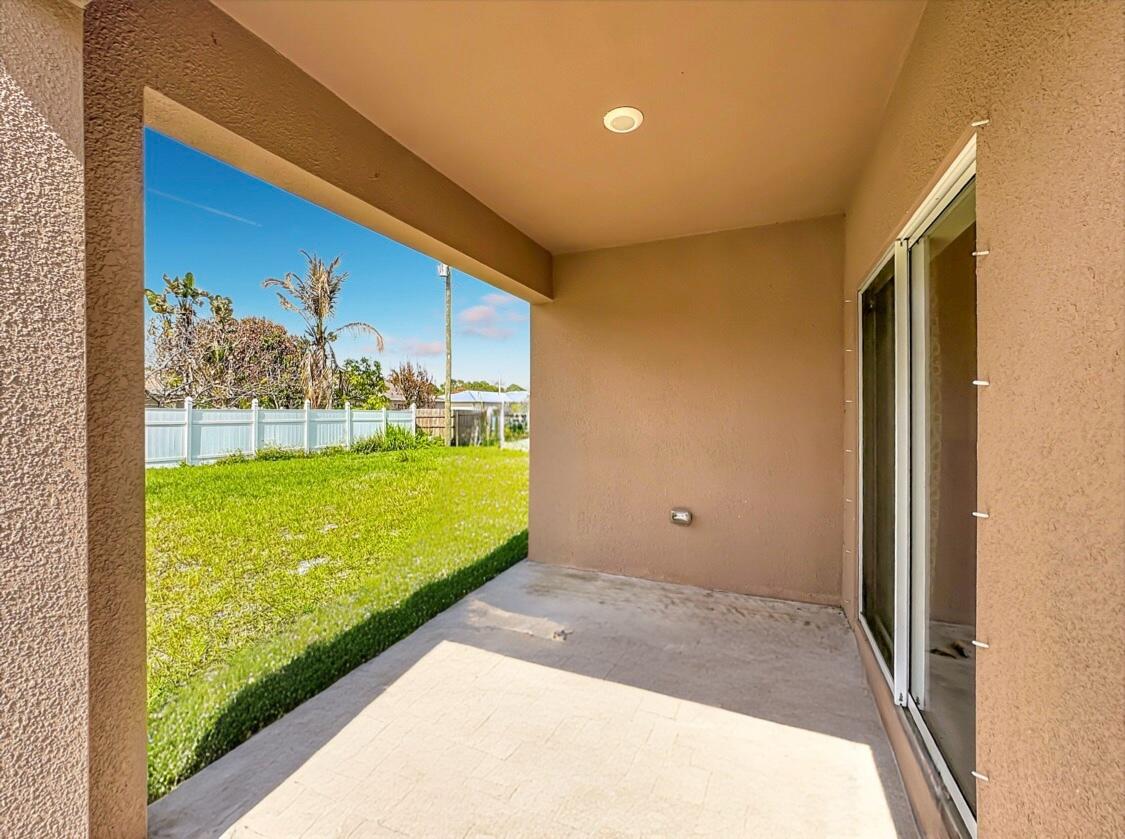 PORT ST LUCIE SECTION 4 - Residential