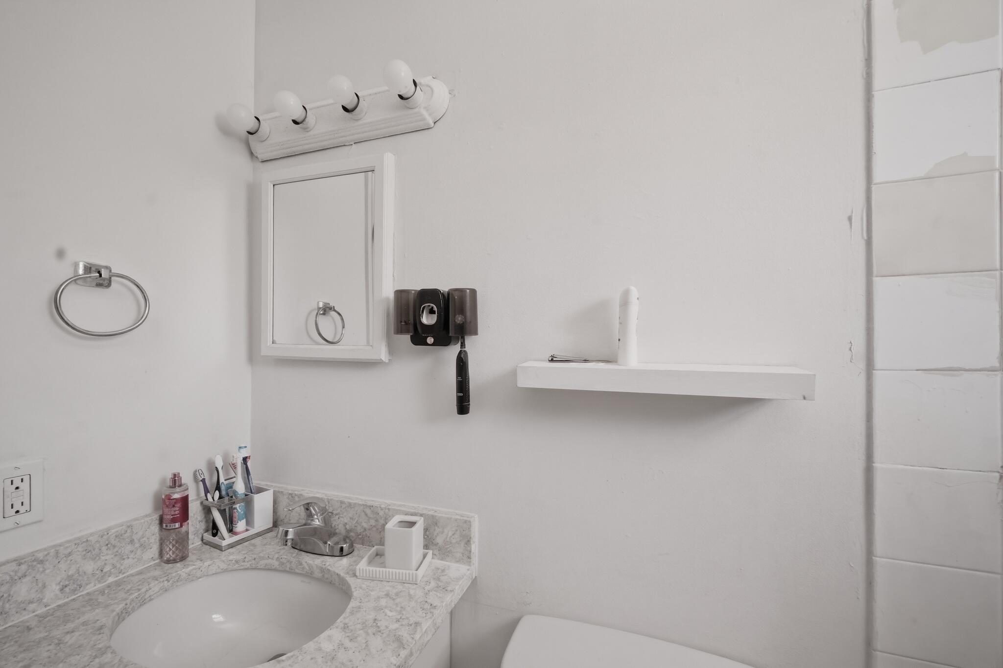 RESIDENCIAL EL PRADO CONDO - Residential
