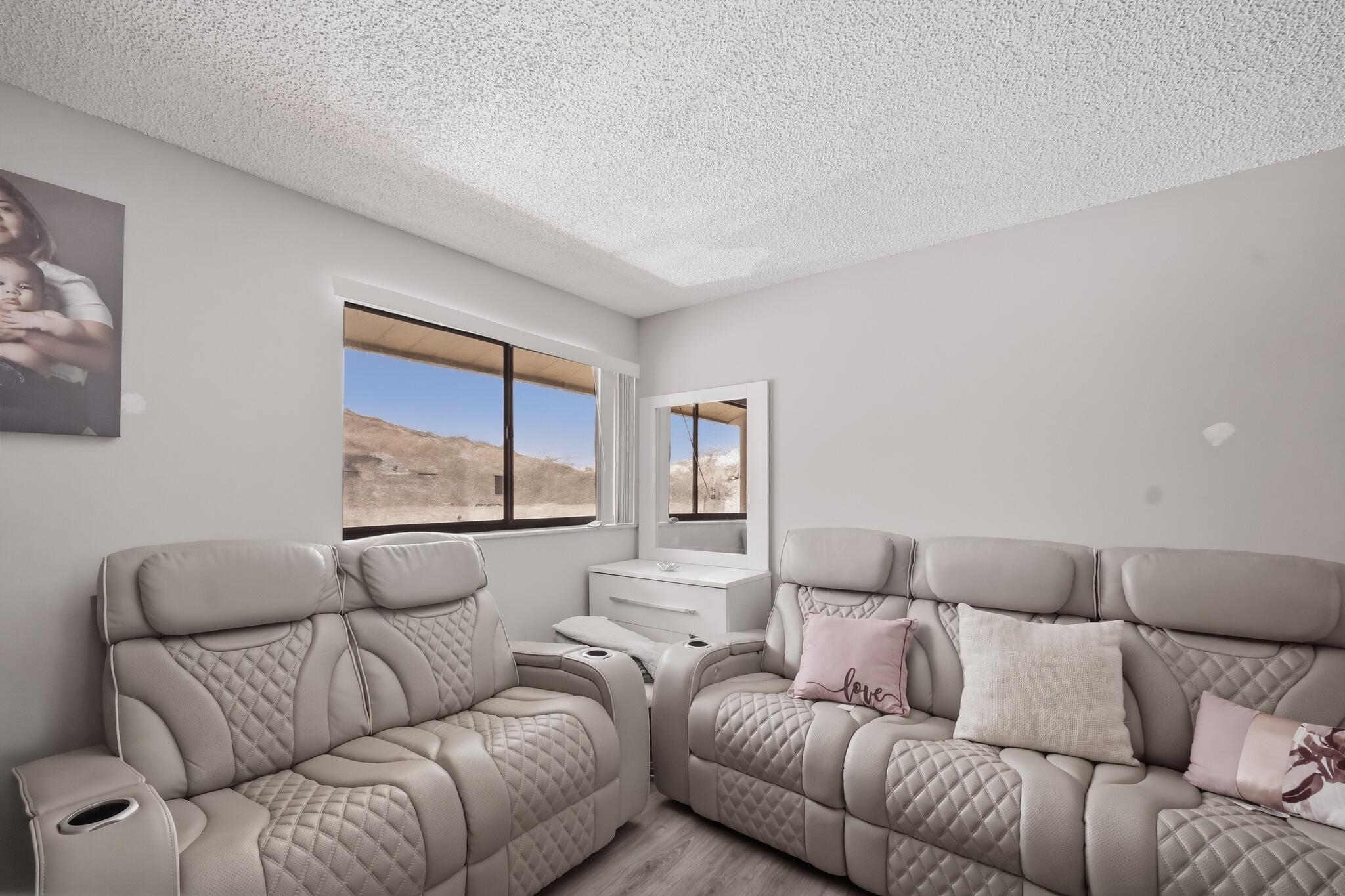 RESIDENCIAL EL PRADO CONDO - Residential