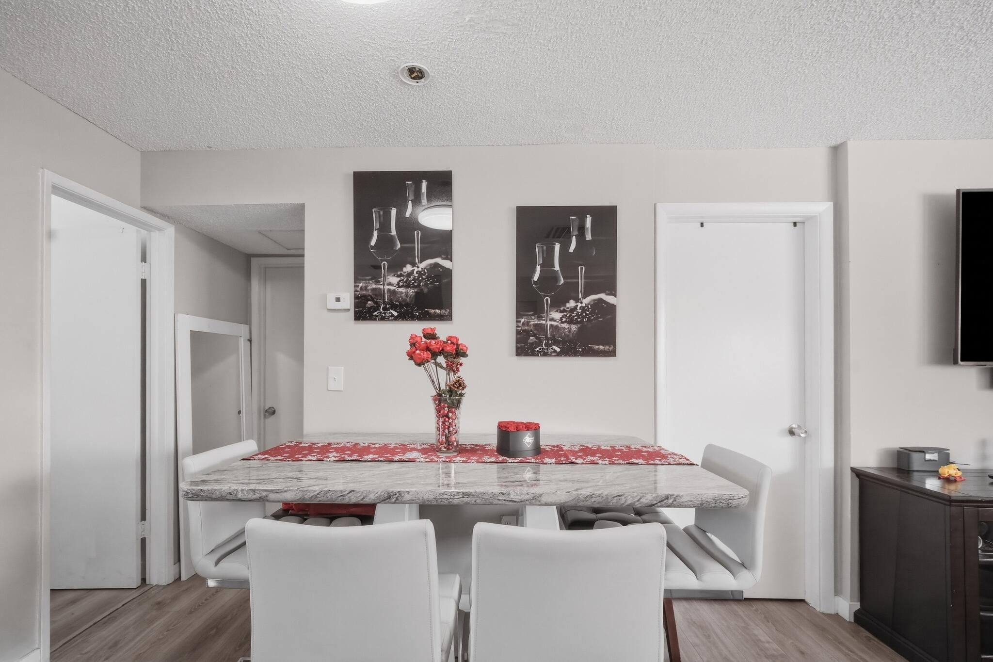 RESIDENCIAL EL PRADO CONDO - Residential