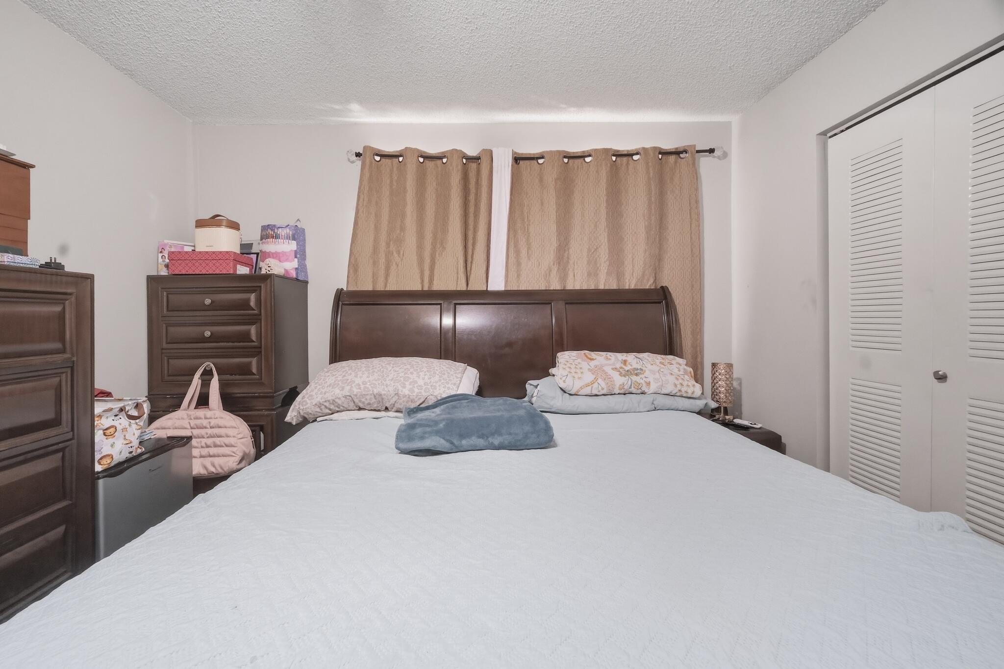 RESIDENCIAL EL PRADO CONDO - Residential