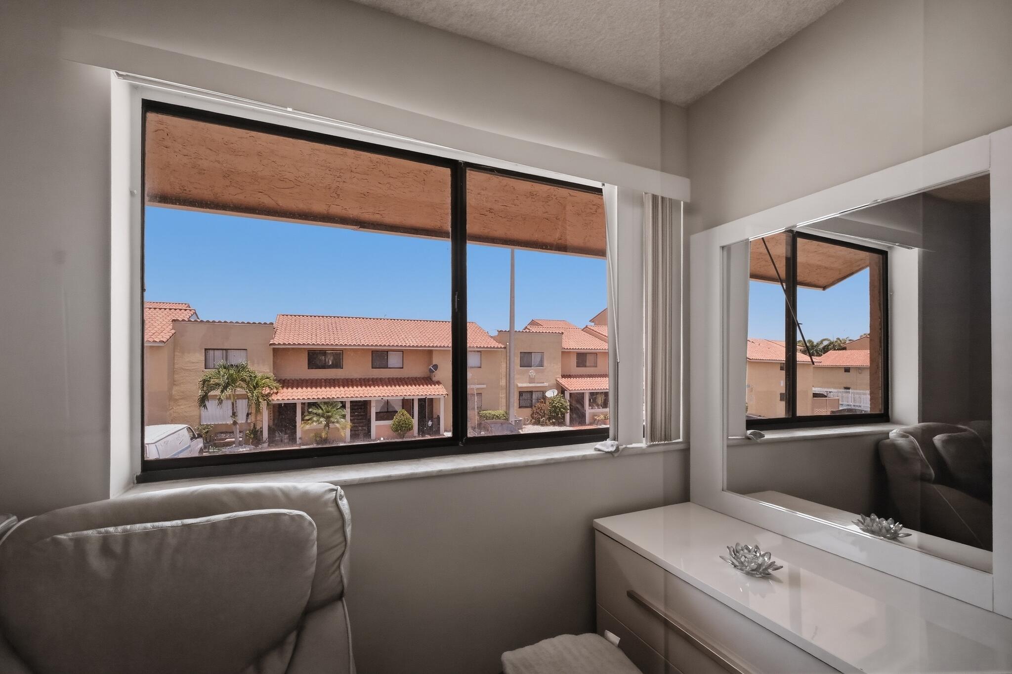 RESIDENCIAL EL PRADO CONDO - Residential