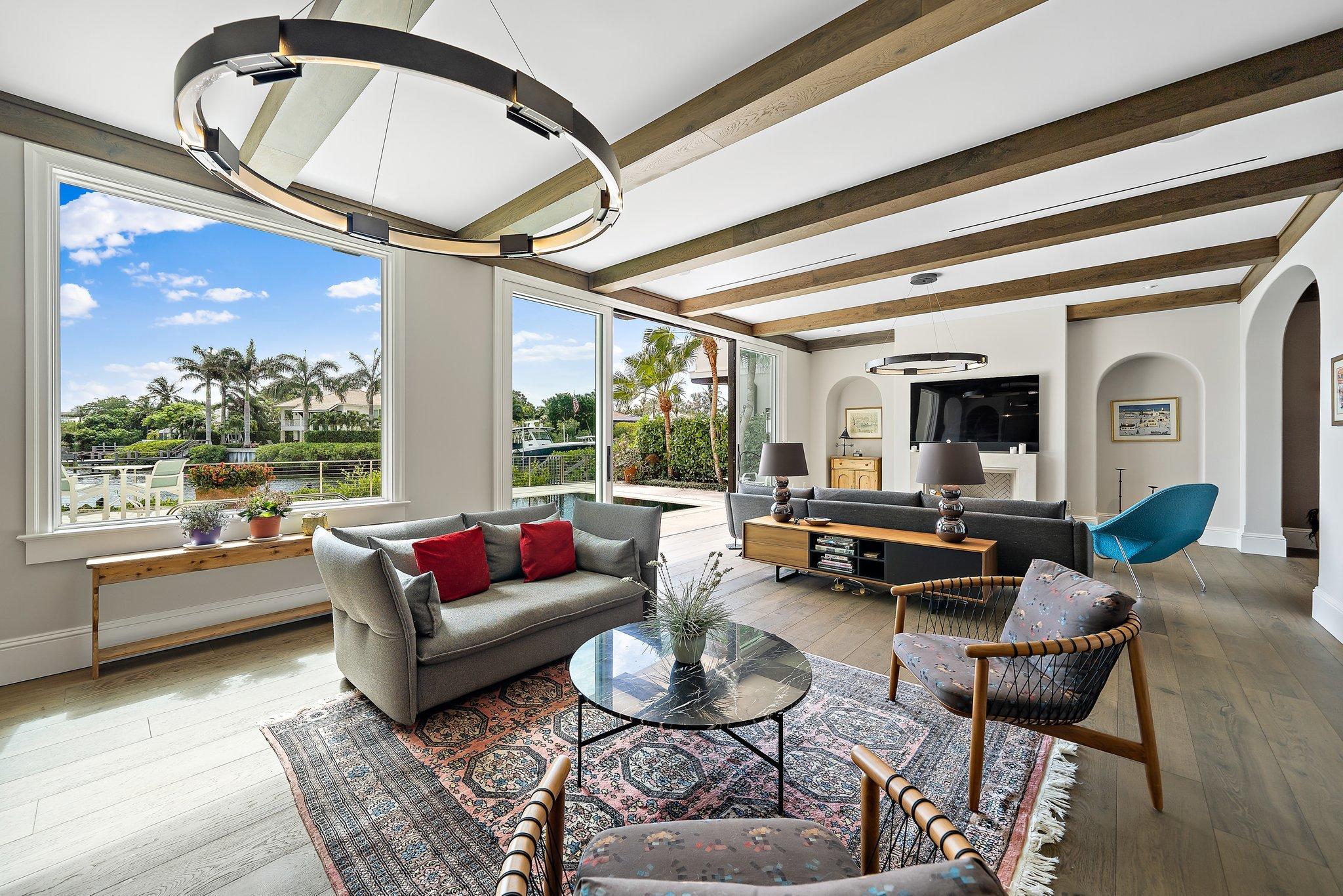 Passage Islands at Jonathan's Landing - Residential