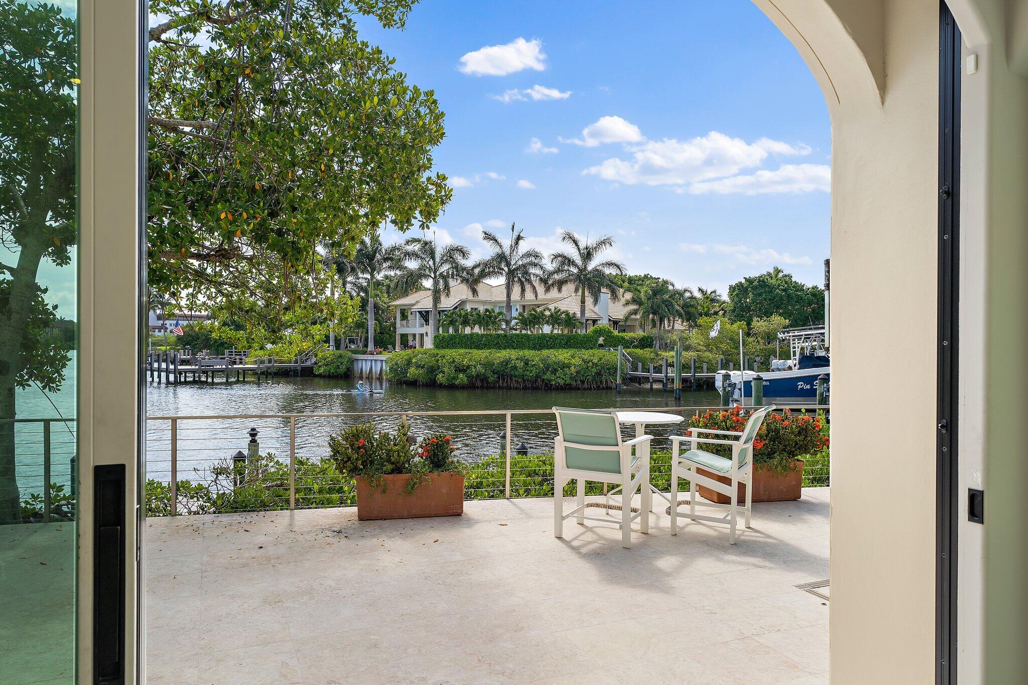 Passage Islands at Jonathan's Landing - Residential