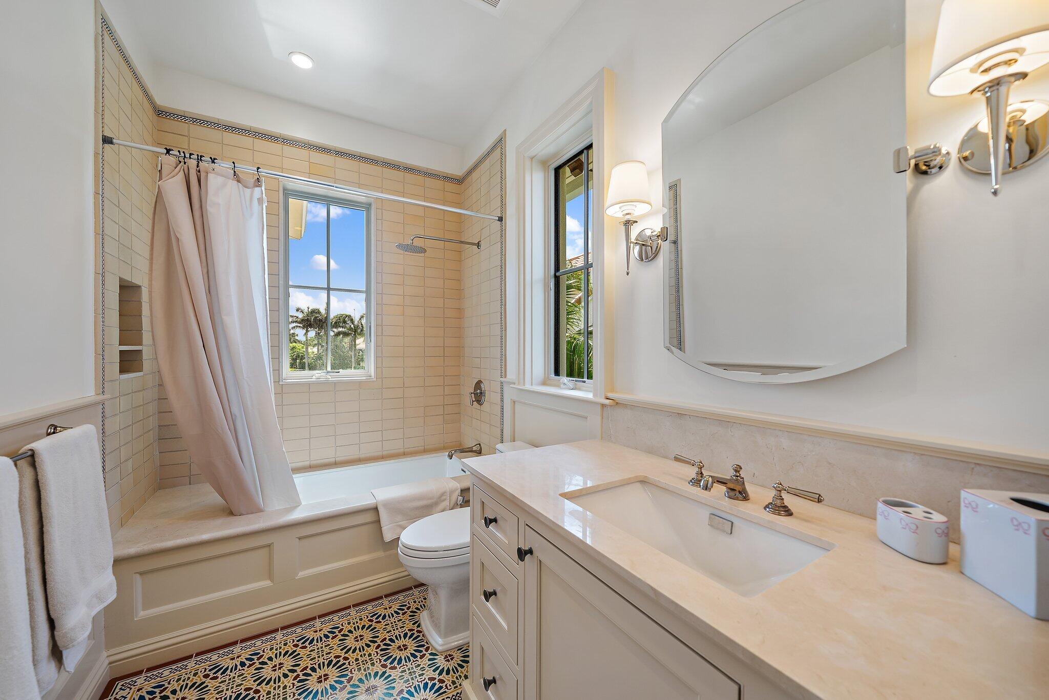 Passage Islands at Jonathan's Landing - Residential