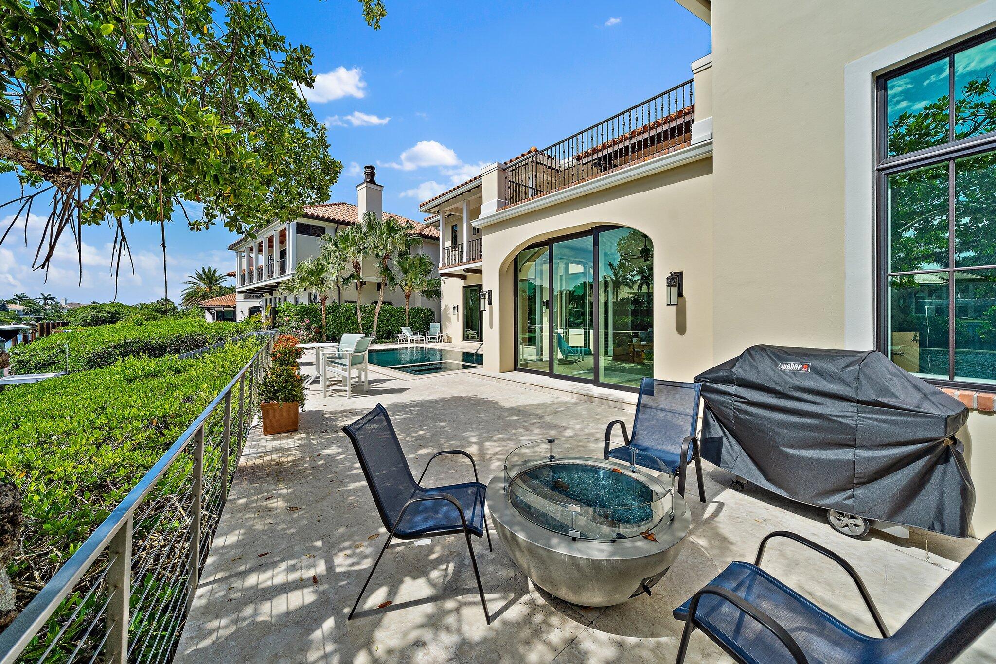 Passage Islands at Jonathan's Landing - Residential