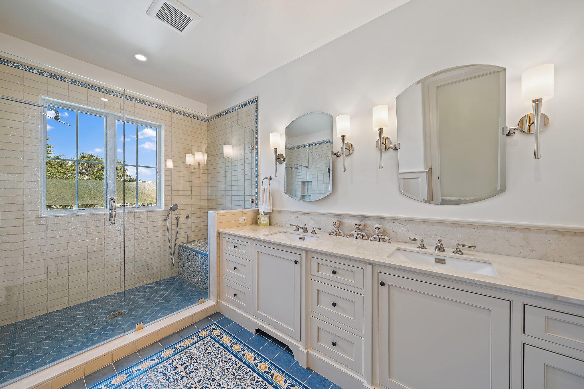 Passage Islands at Jonathan's Landing - Residential