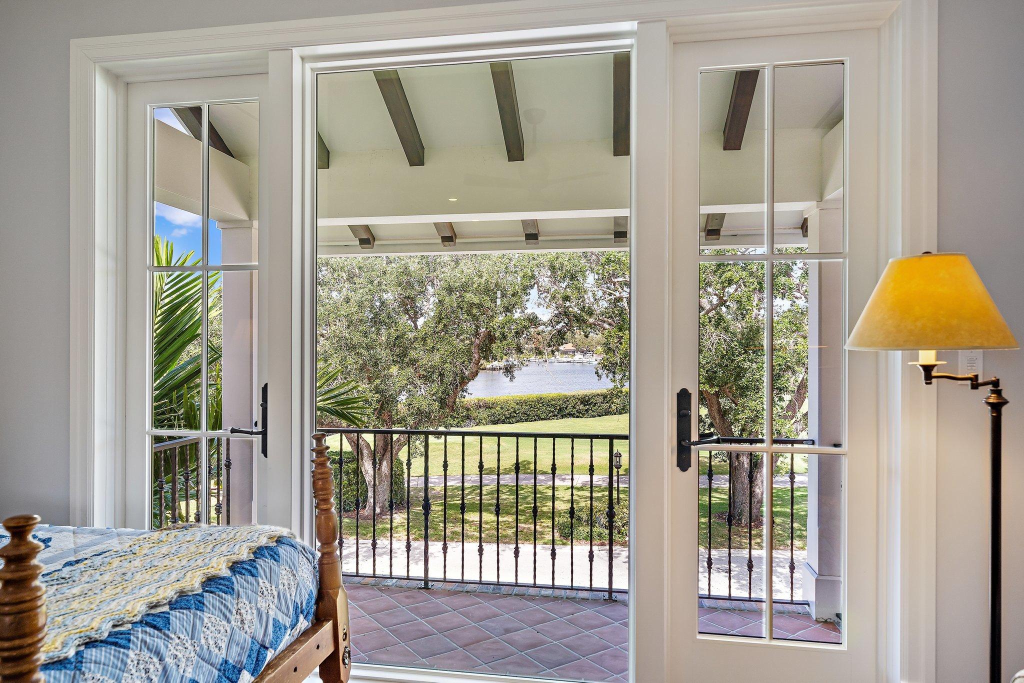 Passage Islands at Jonathan's Landing - Residential