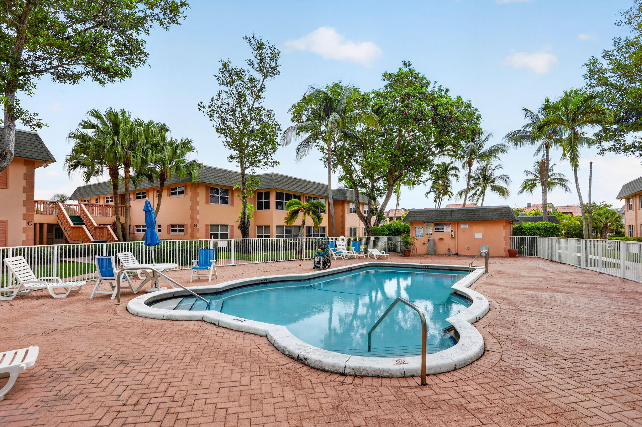 COCO CAY CONDO UNIT 106-A - Residential